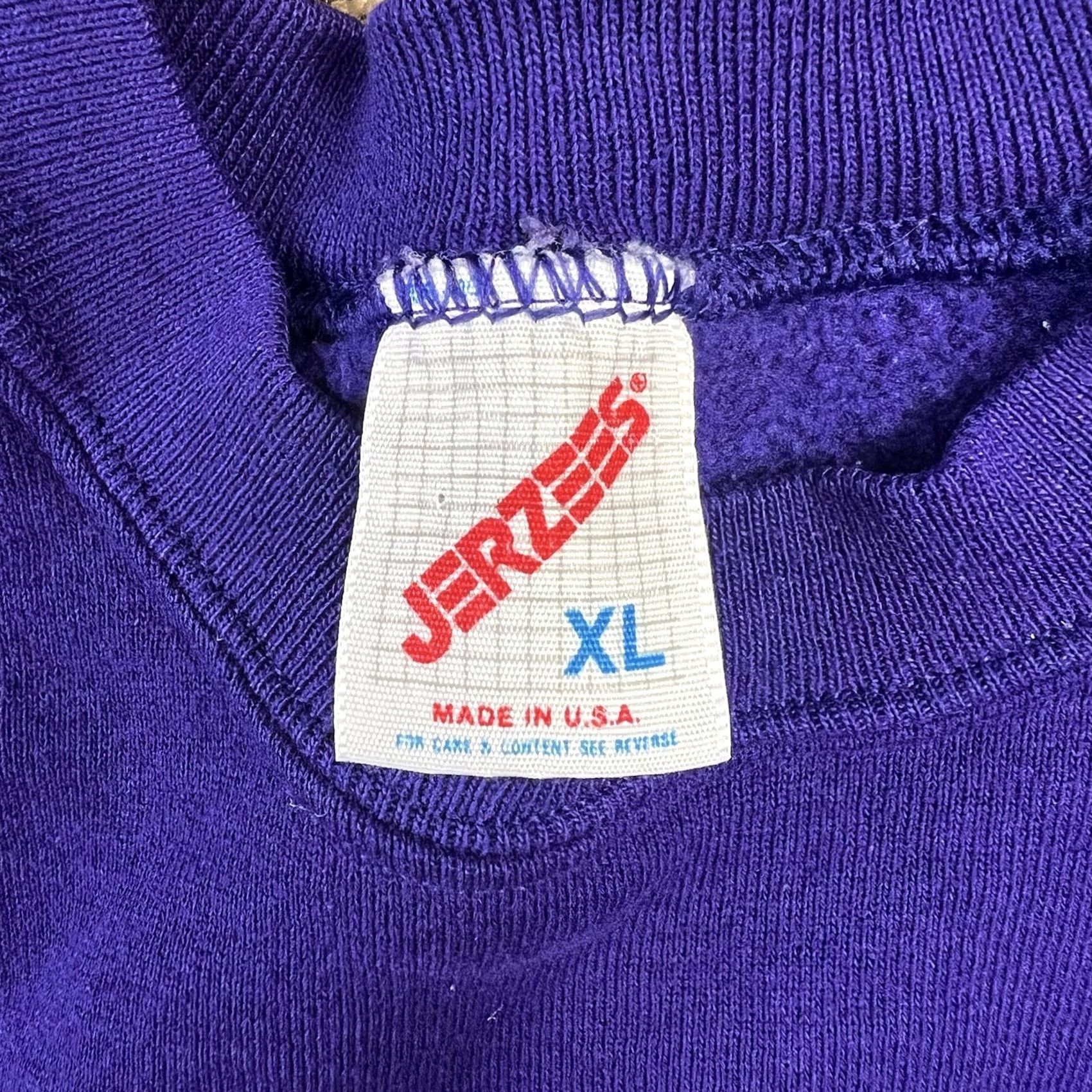 Jerzees VINTAGE Jerzees Sweatshirt Raglan Crewneck Purple 90s XL Adults Unisex United States USA Size US XL / EU 56 / 4 - 2 Thumbnail