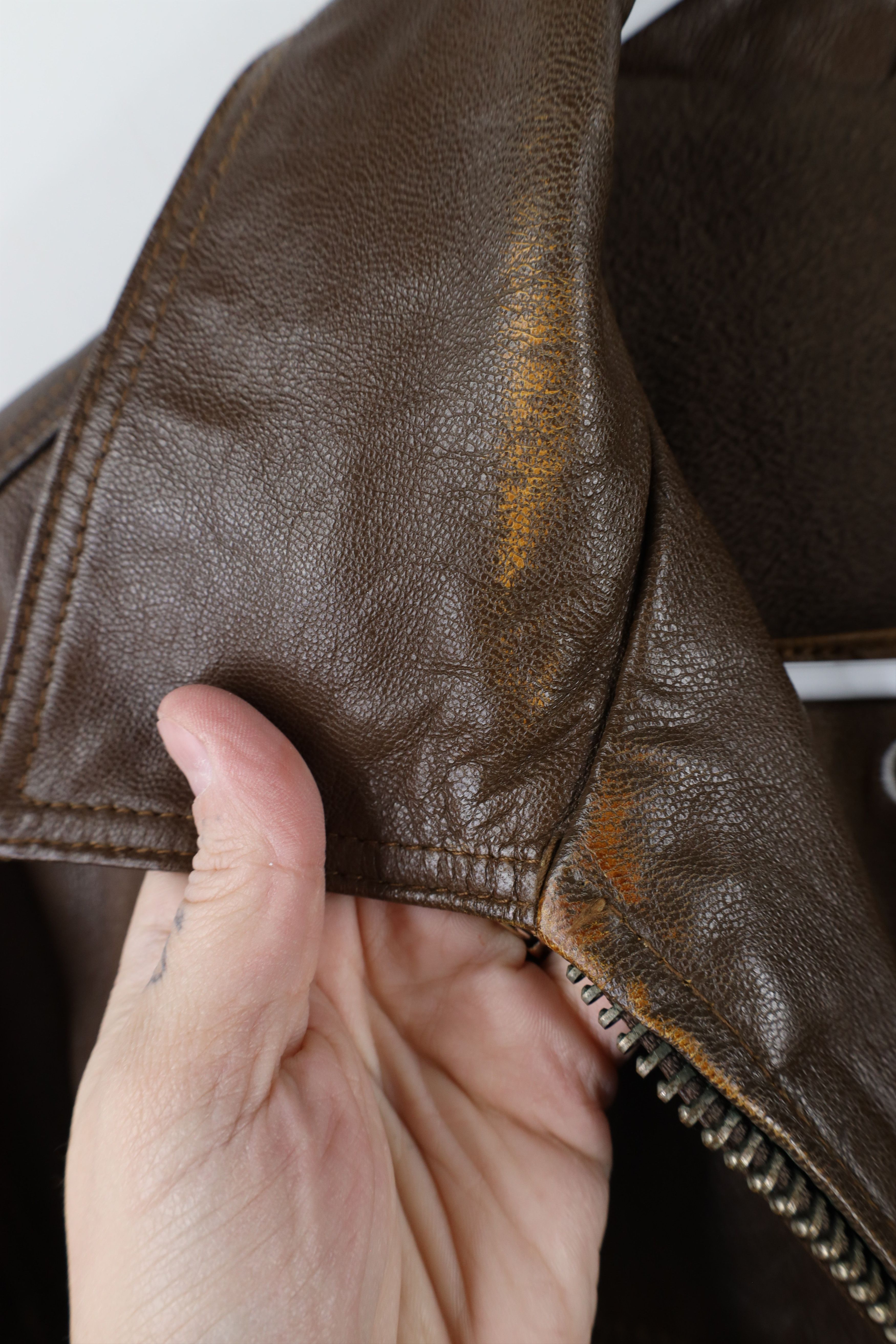 Guess × Vintage Vintage 90s Guess Lined Leather Bomber Jacket Brown Size US M / EU 48-50 / 2 - 5 Thumbnail