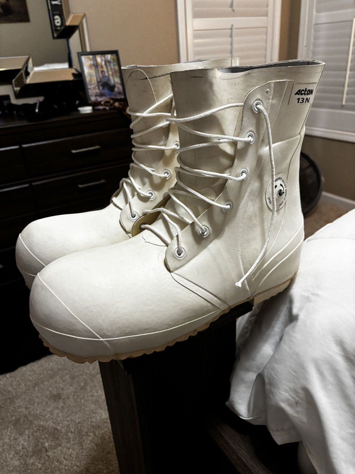 Prada Canadian Armed Forces Arctic Bunny Boots Size US 12 / EU 45 - 3 Thumbnail