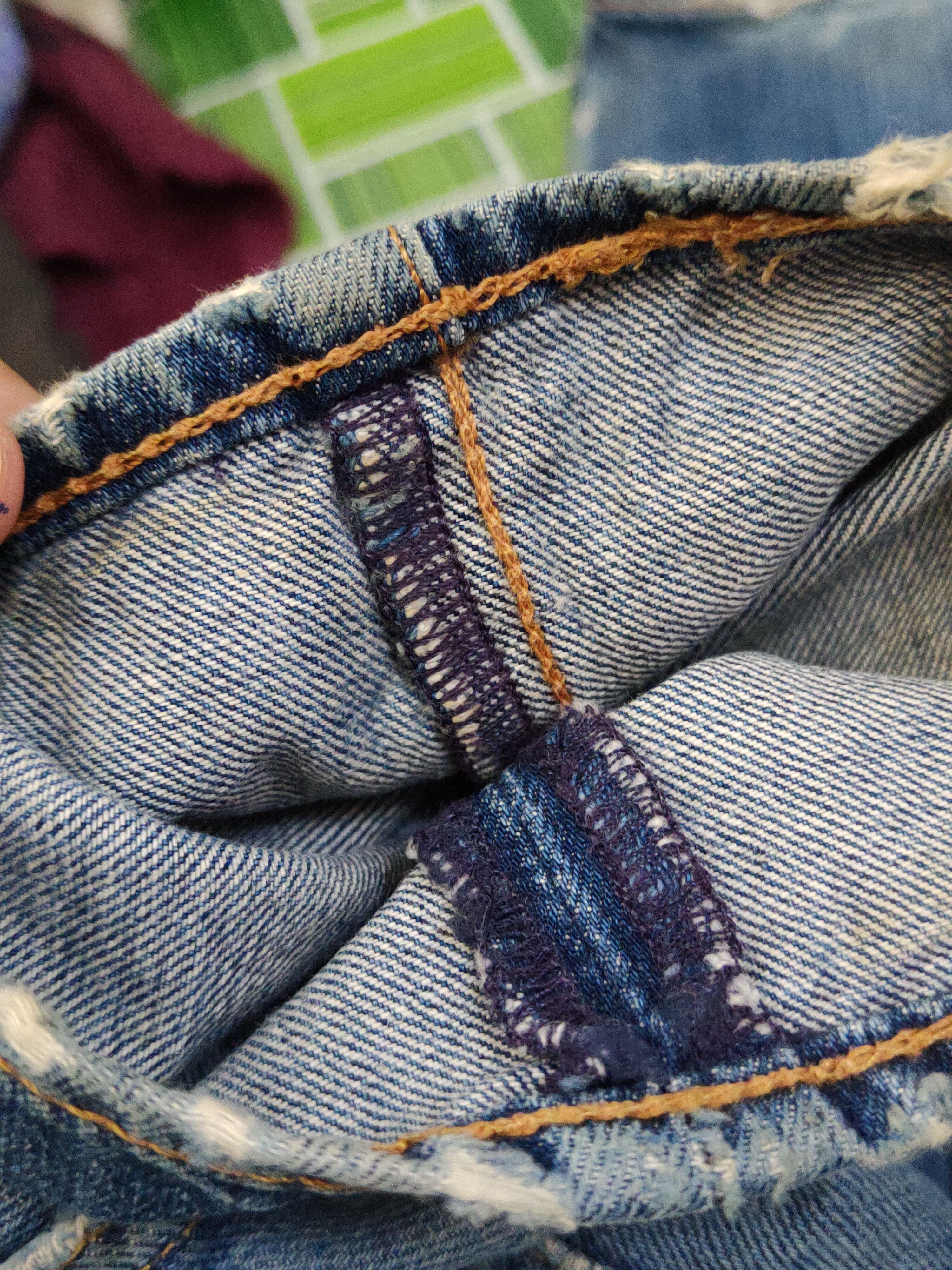 Levi's Levi's Blue Distressed Ripped Jeans #W1691 Size US 30 / EU 46 - 15 Thumbnail