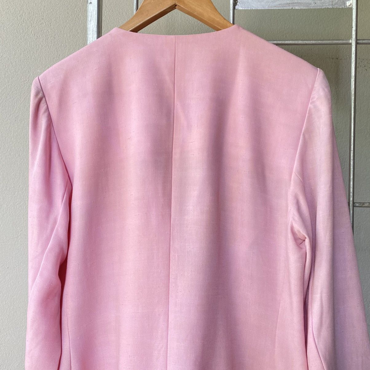 Yves Saint Laurent YVES Saint Laurent Sweet Pink Silk Blazer with White Collar Size M / US 6-8 / IT 42-44 - 21 Thumbnail
