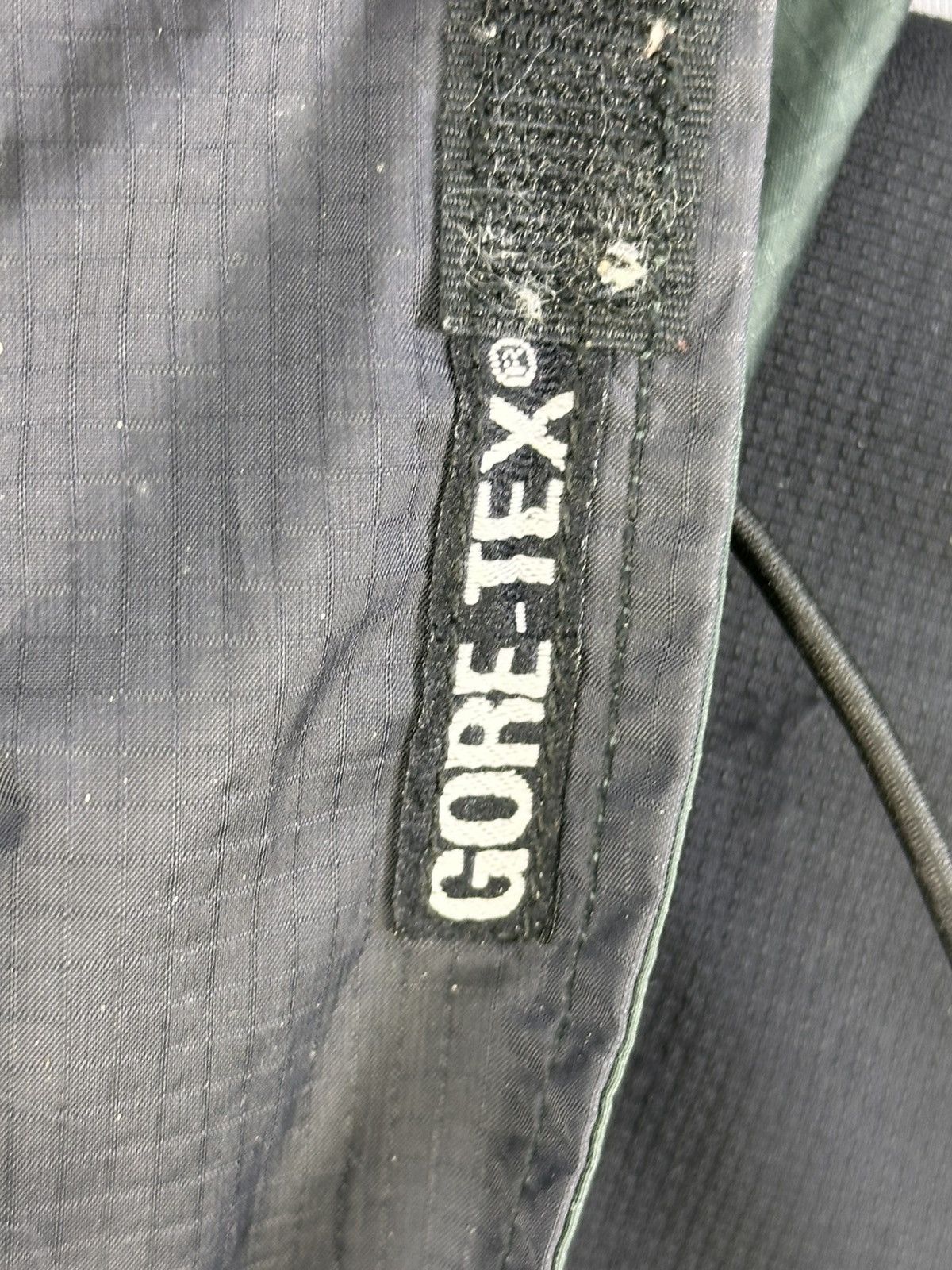 Mountain Hardwear Mountain Hardwear X Gore-Tex Gorpcore Windbreaker Jacket Size US M / EU 48-50 / 2 - 11 Thumbnail