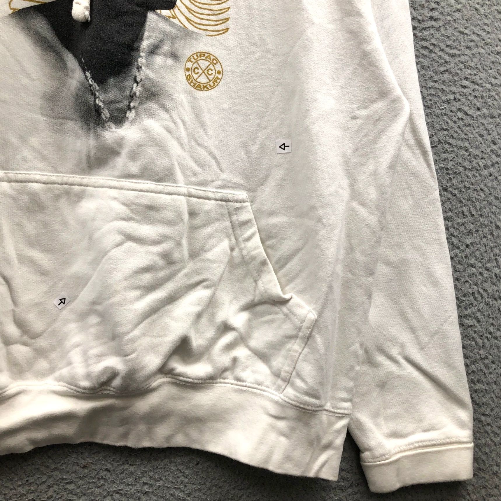 Vintage Cross Colours x Tupac Shakur Sweatshirt Hoodie Mens M 2Pac Graphic White Crew Neck Long Sleeve Pullover Logo Size US M / EU 48-50 / 2 - 4 Thumbnail
