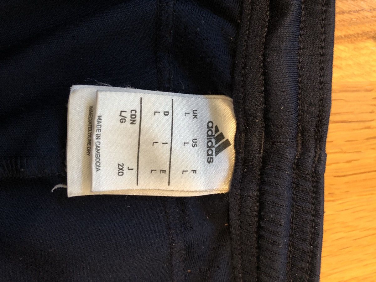Adidas Bayern Munich Adidas Training Shorts Size US 34 / EU 50 - 8 Thumbnail