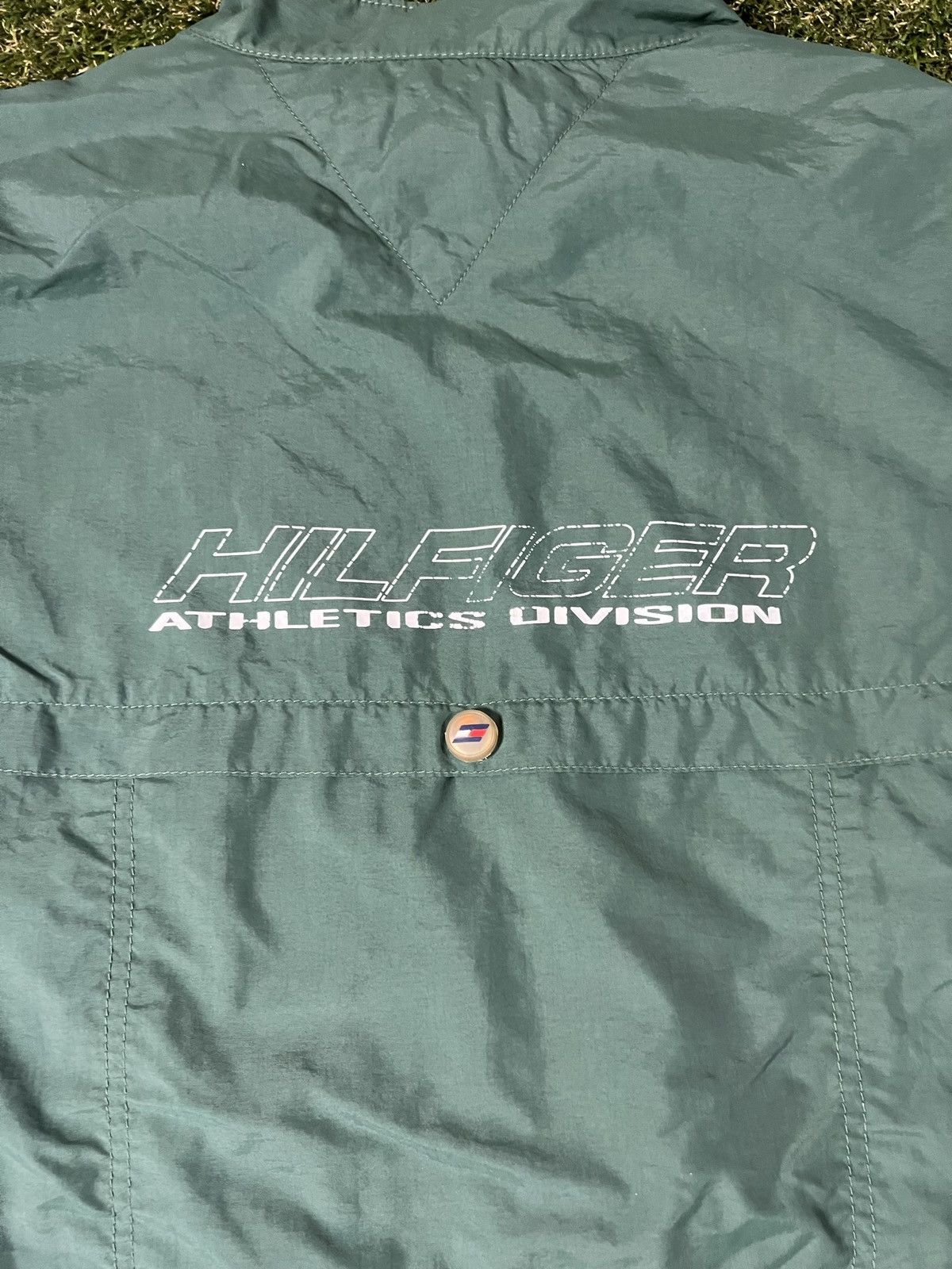 Tommy Hilfiger Vintage 90’s Tommy Hilfiger Athletic Windbreaker Jacket Size US L / EU 52-54 / 3 - 4 Thumbnail