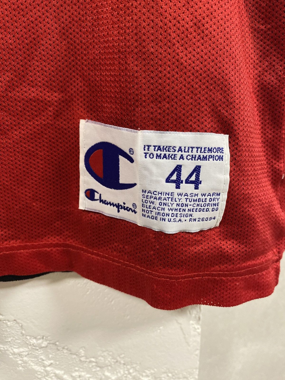 Champion Rare Champion Chicago Bulls Reversible NBA Jersey 44/M Size US M / EU 48-50 / 2 - 5 Thumbnail
