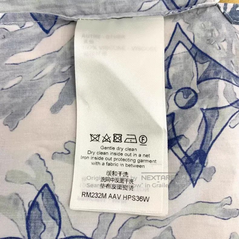 Louis Vuitton Louis Vuitton 23 white waterweed logo presbyopic printed c Size US M / EU 48-50 / 2 - 7 Thumbnail
