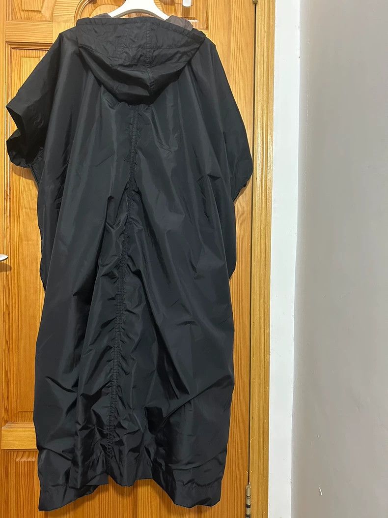 Comme des Garcons Comme Des Garcons Cloak with Velcro sides Size S / US 4 / IT 40 - 2 Thumbnail
