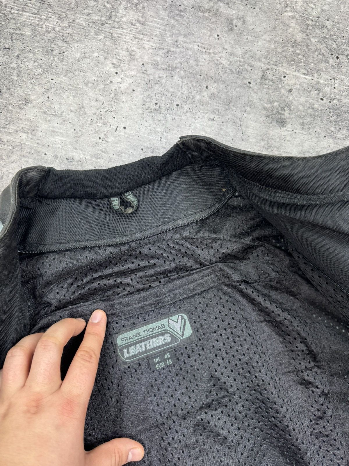 Vintage Vintage Frank Thomas Genuine Leather Racing Moto Jacket XL Size US XL / EU 56 / 4 - 15 Thumbnail