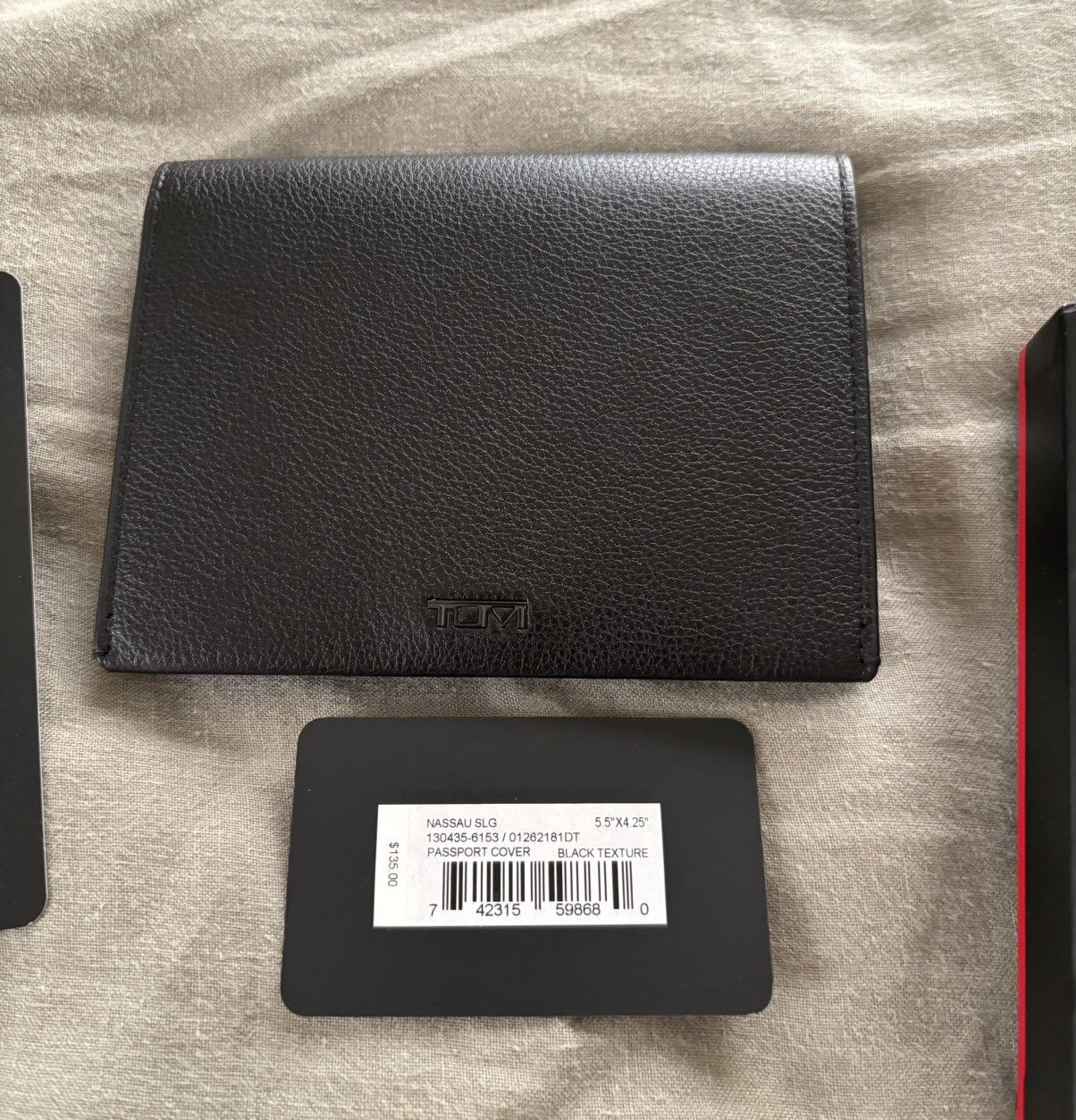 Tumi Tumi Nassau Leather Passport Cover Size ONE SIZE - 2 Thumbnail