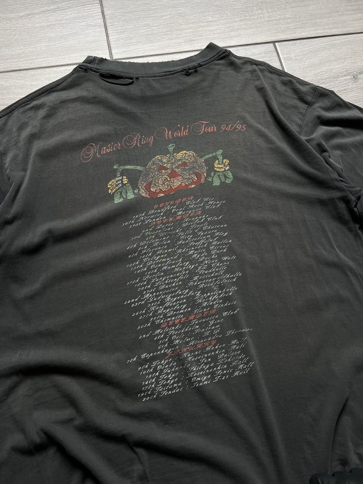 Band Tees × Vintage Rare Vintage Helloween 1994/95 Master Ring World TourT-Shirt Size US M / EU 48-50 / 2 - 4 Thumbnail