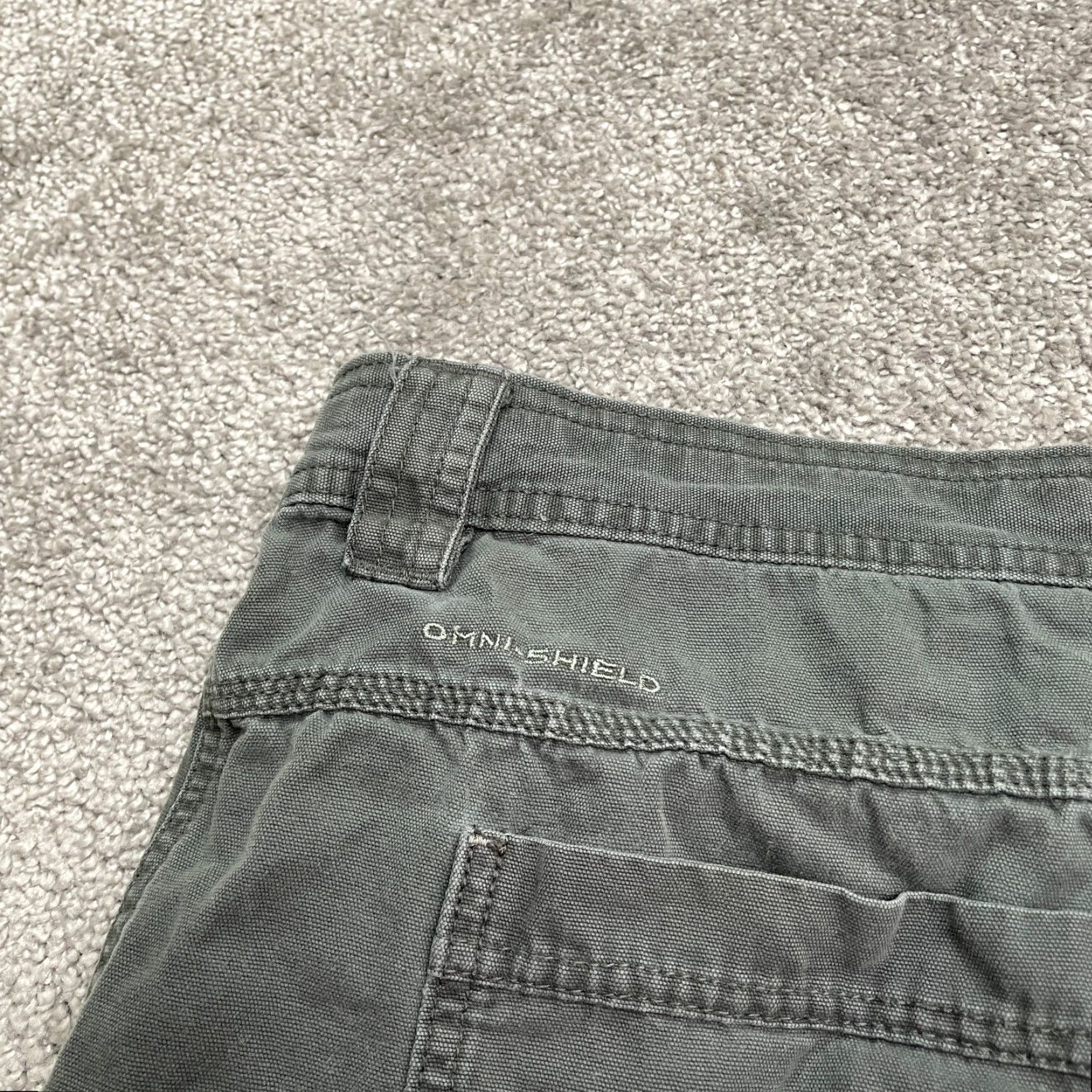 Vintage Columbia Cargo Shorts Mens 40W Gray Cotton Pocket Outdoor Casual Size US 40 / EU 56 - 6 Thumbnail