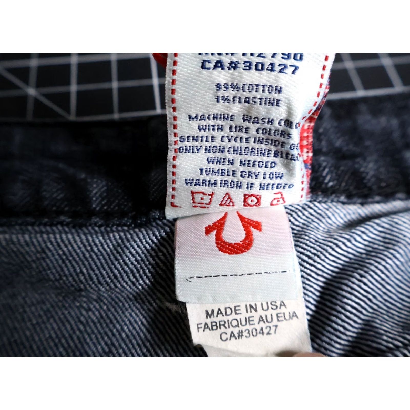 True Religion VINTAGE True Religion Joey Super T Jeans Women 30 Black Denim 5-Pocket Design Flap Pocket 32x32 Inseam 32 Size 30" / US 8 / IT 44 - 5 Thumbnail