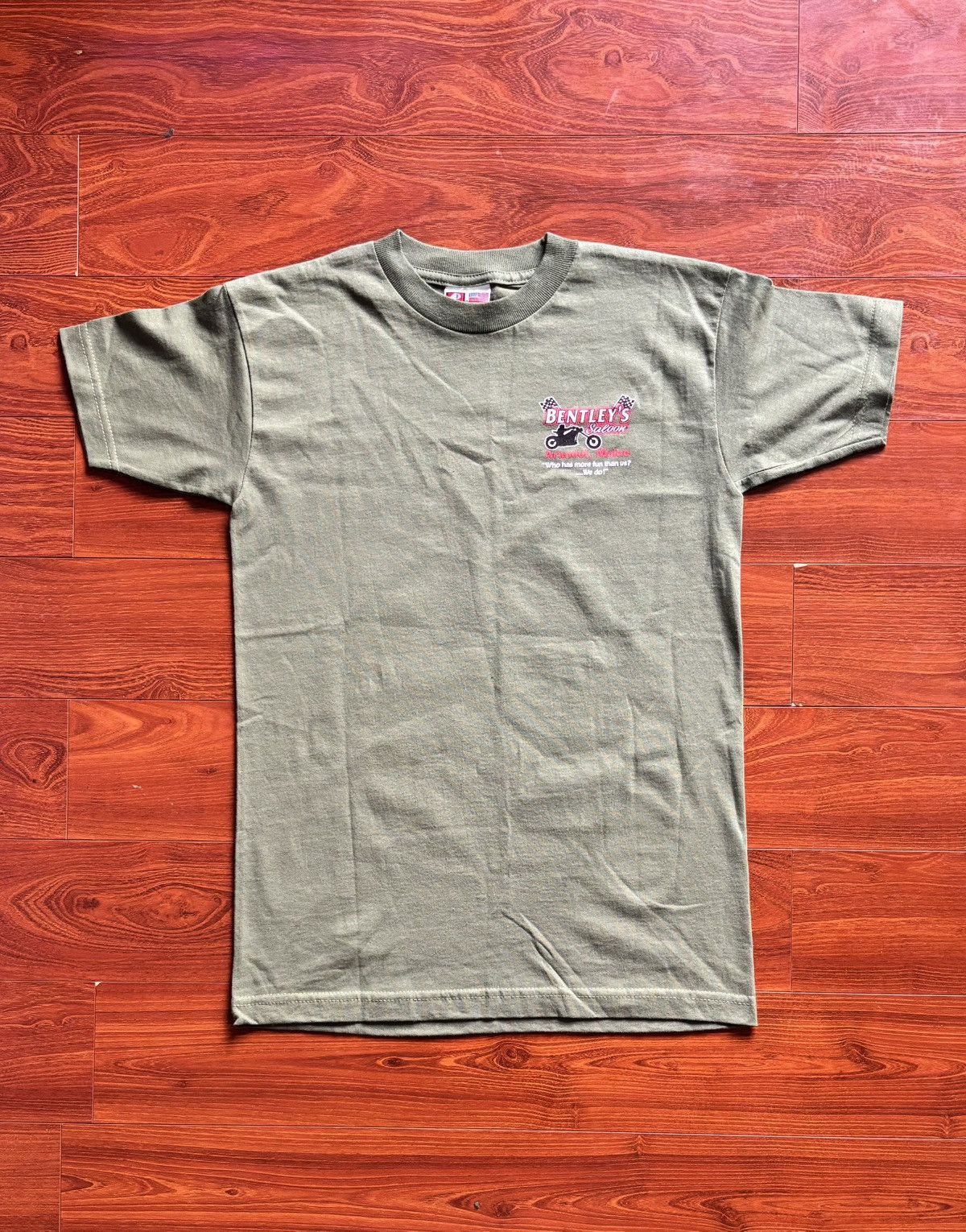 Bentley S - Vintage Bayside Bentleys Saloon Tee Size US S / EU 44-46 / 1 - 2 Thumbnail