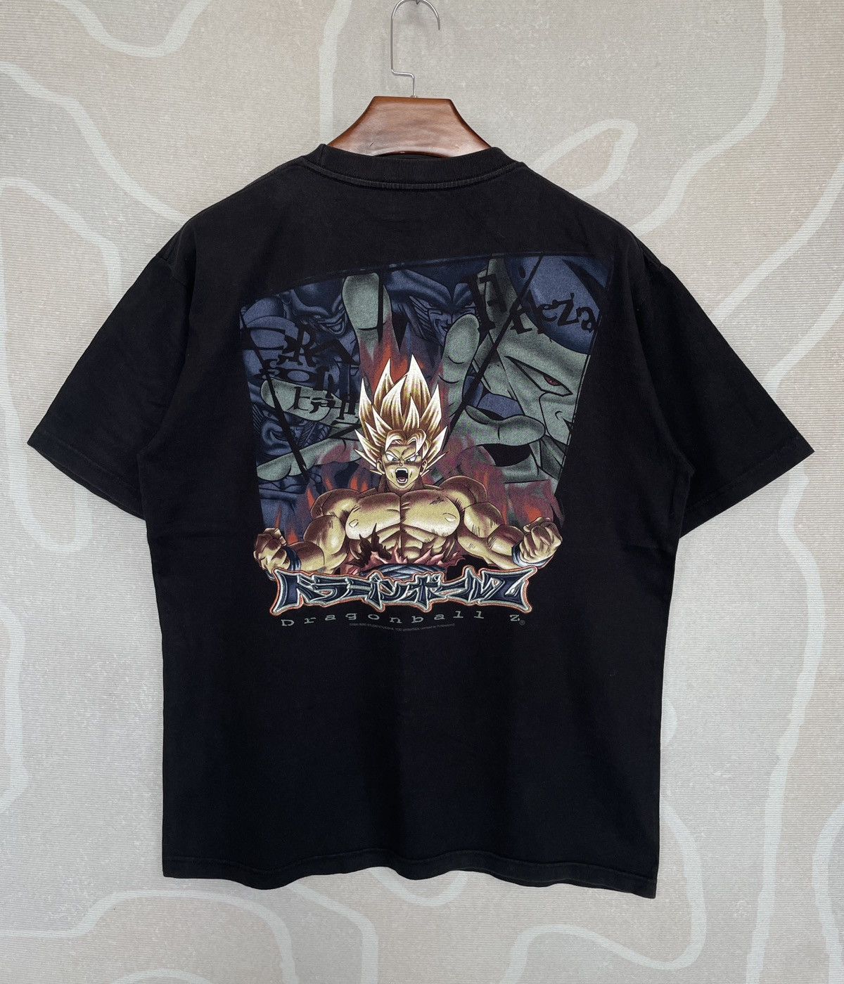 Anime Vintage Dragon Ball Z Son Goku SSJ Size US XL / EU 56 / 4 - 1 Thumbnail