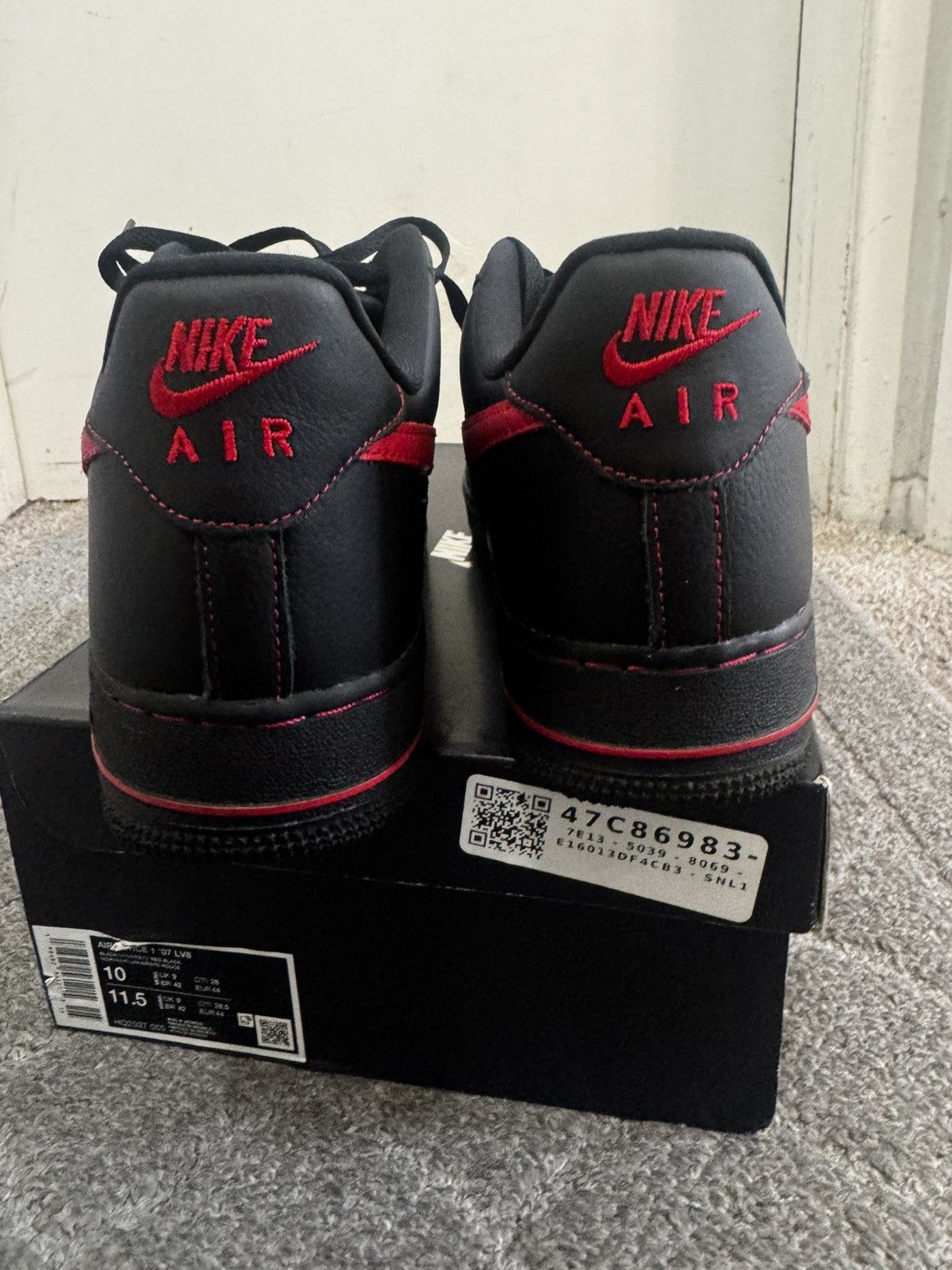 Nike Nike Air Force 1 Bred Size US 10 / EU 43 - 3 Thumbnail