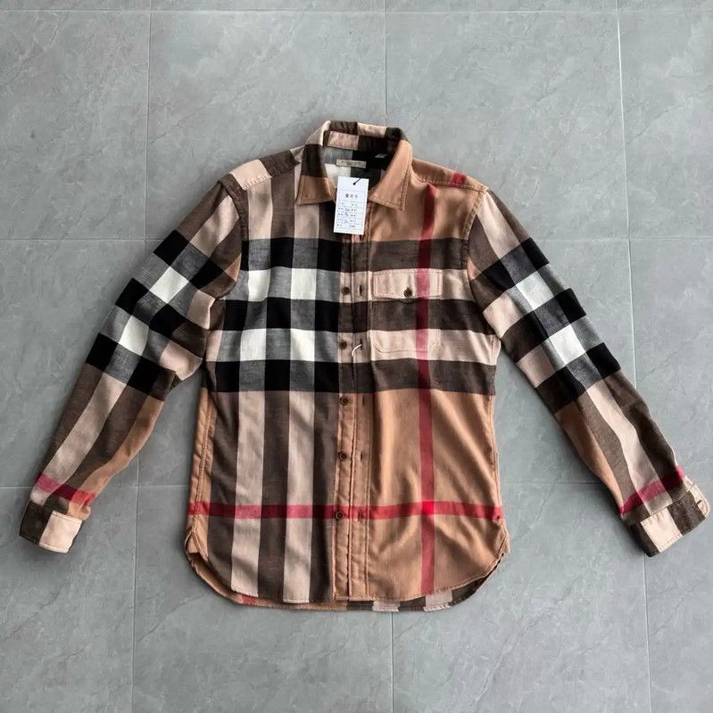 Burberry Burberry Women's Khaki Plaid Shirt Size M / US 6-8 / IT 42-44 - 1 Thumbnail