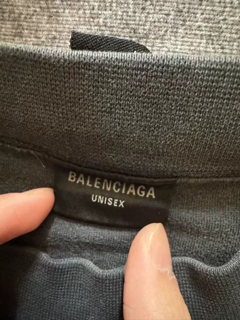 Balenciaga Balenciaga Washing to make old short-sleeved T-shirts Size US S / EU 44-46 / 1 - 3 Thumbnail