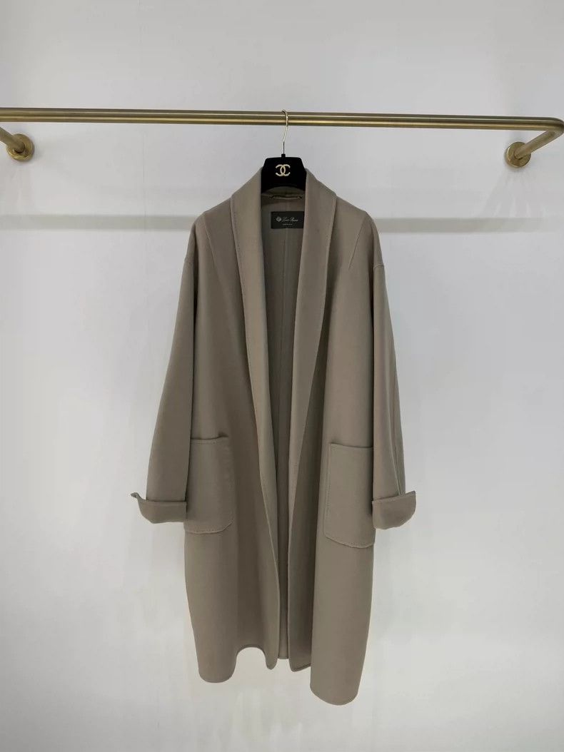 LORO PIANA Cashmere coat