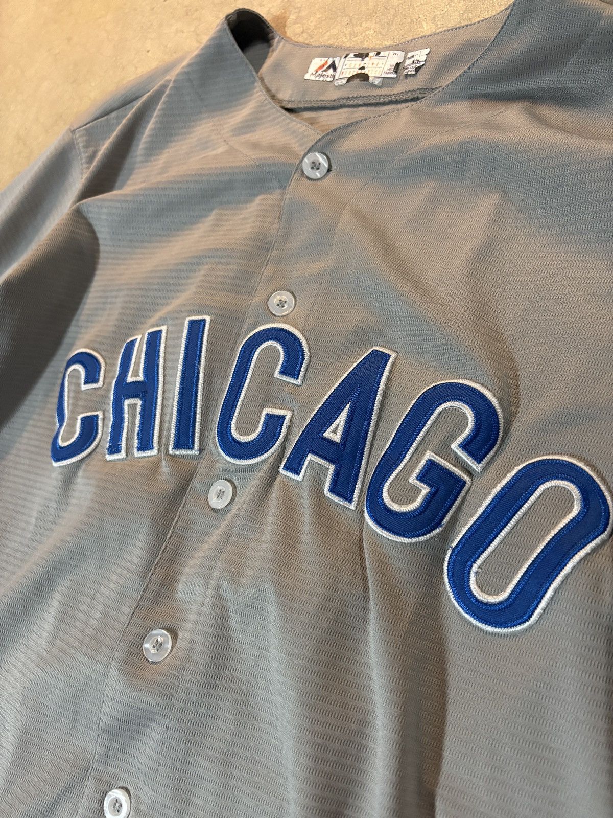 Majestic Chicago Cubs Kris Bryant #17 Majestic Away Jersey Gray Med Size US M / EU 48-50 / 2 - 2 Thumbnail