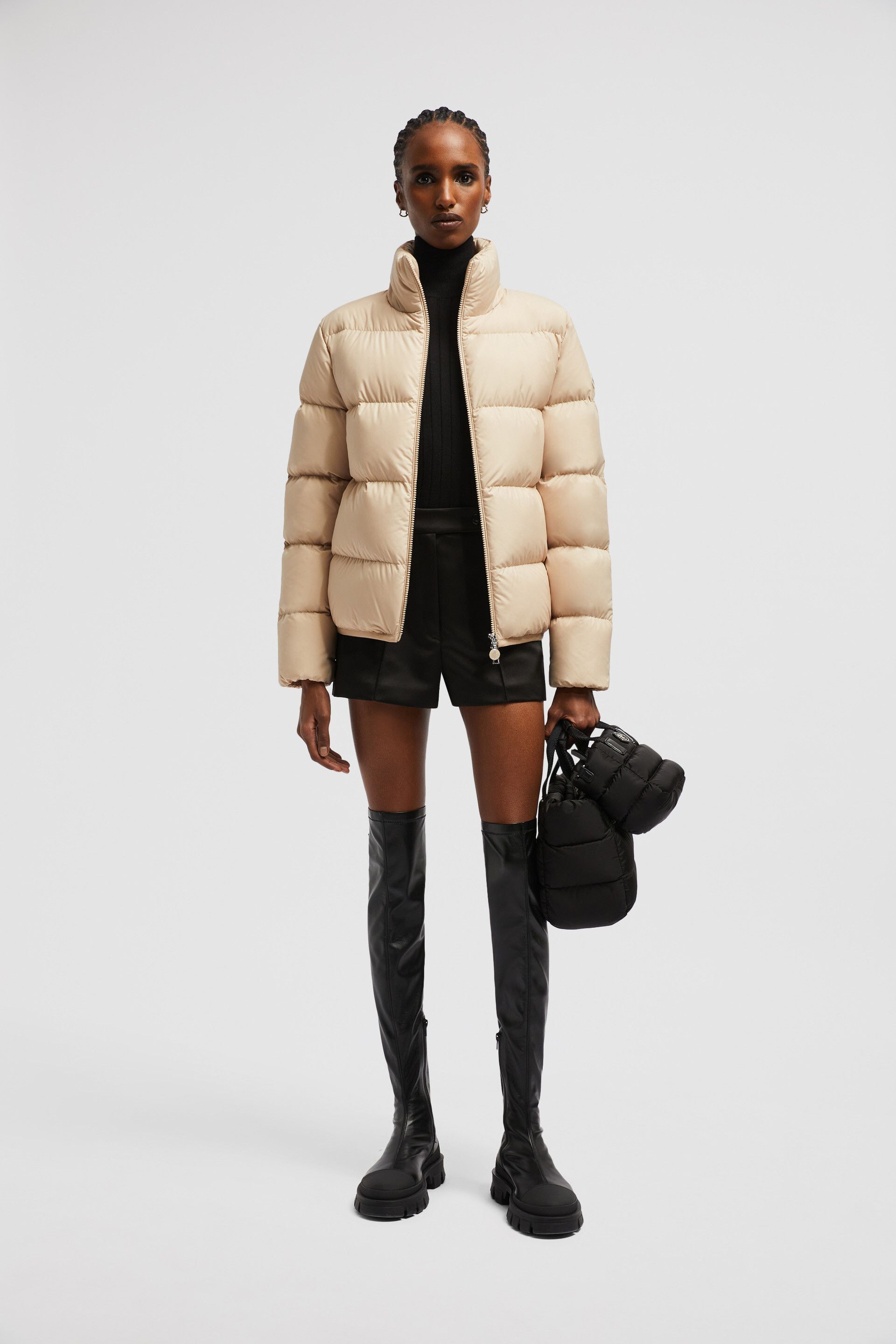 Refurbished Size Abbadia Short Down Jacket Beige in Brown, Women's (Size M)
