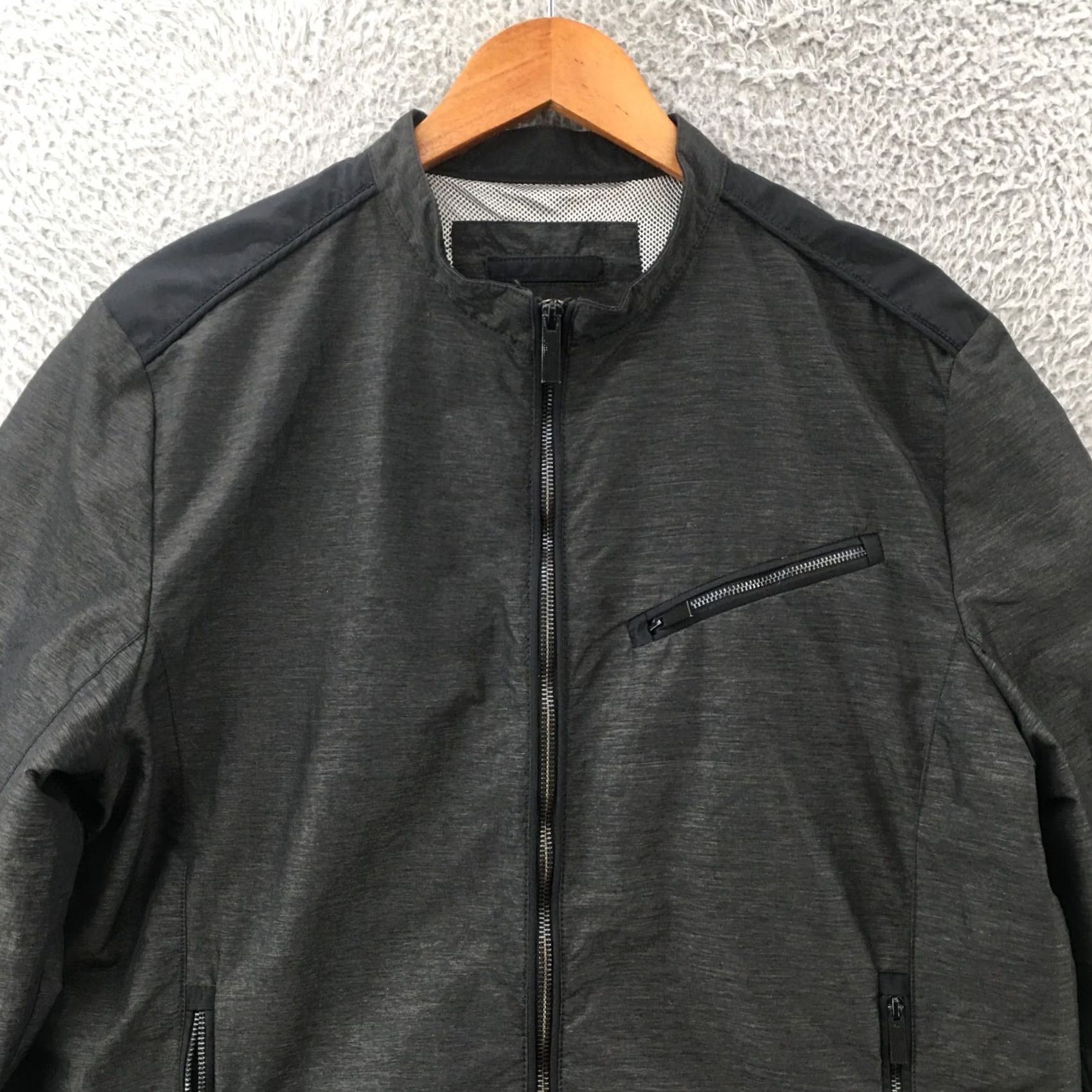 Calvin Klein Calvin Klein Full Zip Jacket Mens L Gray Zip Pockets Long Sleeve Windbreaker Casual Fall Spring Summer Size US L / EU 52-54 / 3 - 2 Thumbnail