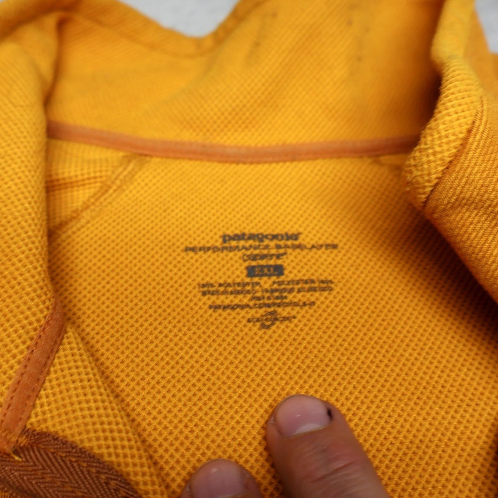 Patagonia Patagonia Shirt Men XXL Yellow Capilene 1/4 Zip Pullover Baselayer Size US XXL / EU 58 / 5 - 3 Thumbnail