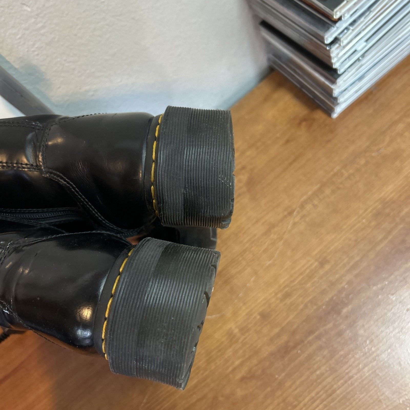 Dr. Martens Dr. Martens Men's Combat Boots Black Patent Leather Mens 7 Size US 7 / EU 40 - 7 Thumbnail