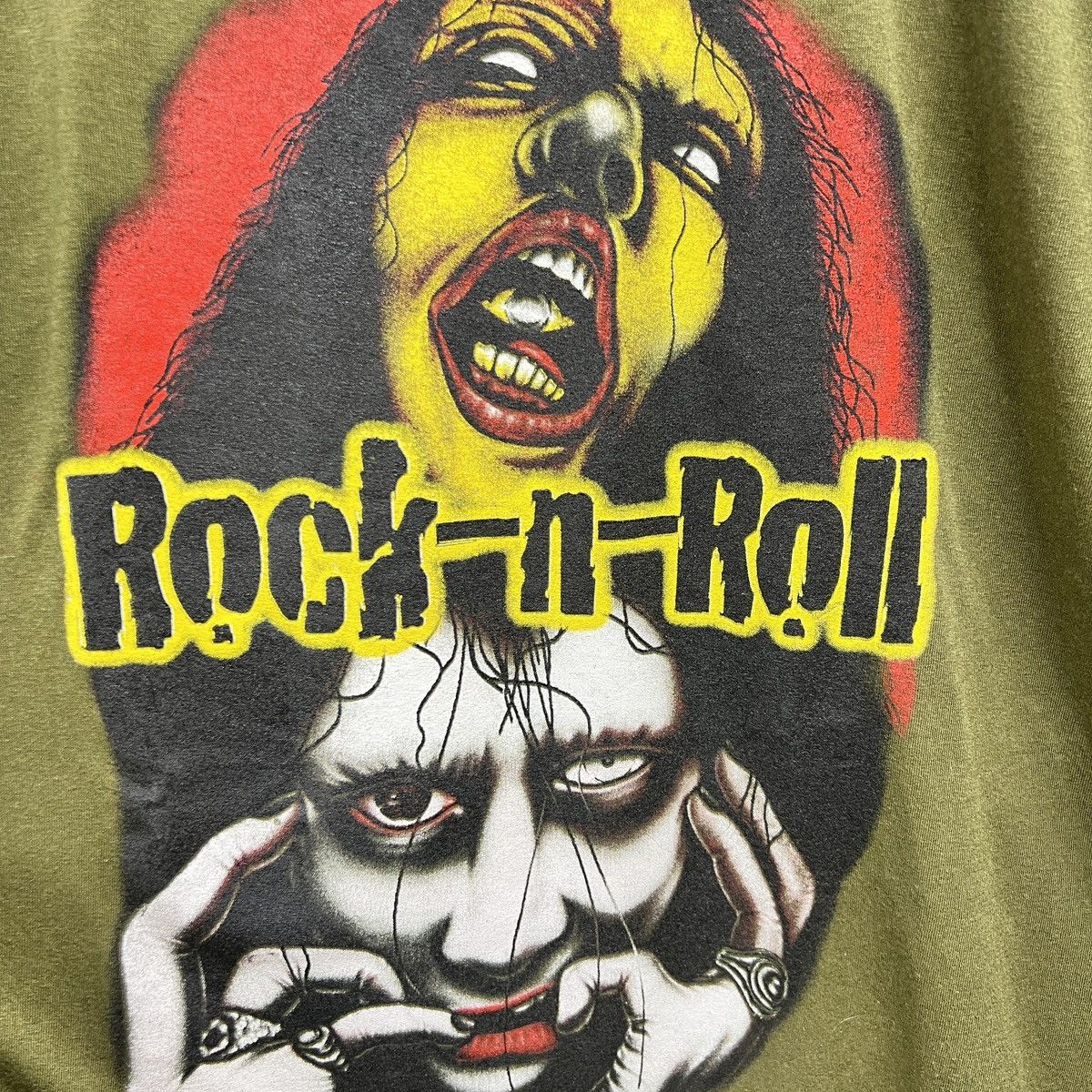 Band Tees M MANSON ROCK N ROLL GRAPHIC TEE Size US XL / EU 56 / 4 - 2 Thumbnail