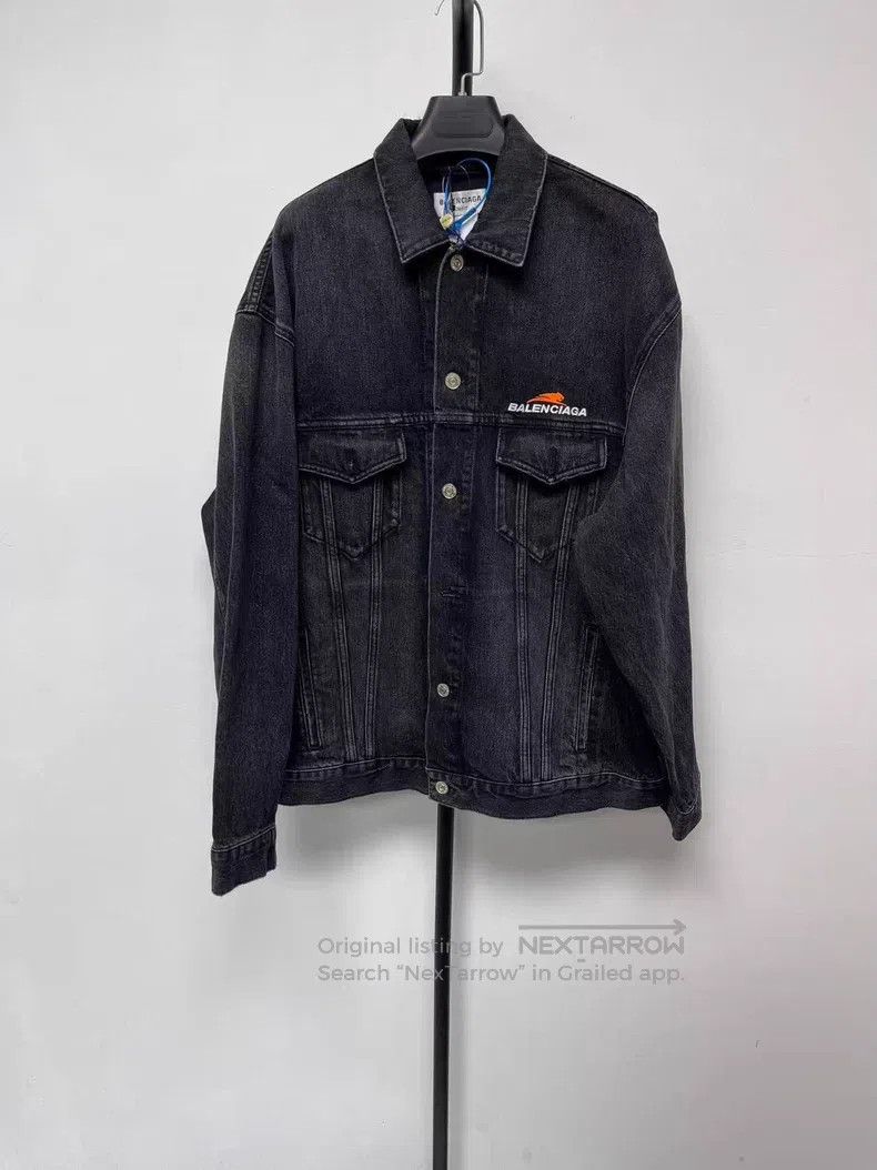 Balenciaga Balenciaga Oversized Denim Logo Jacket Size US XS / EU 42 / 0 - 1 Thumbnail