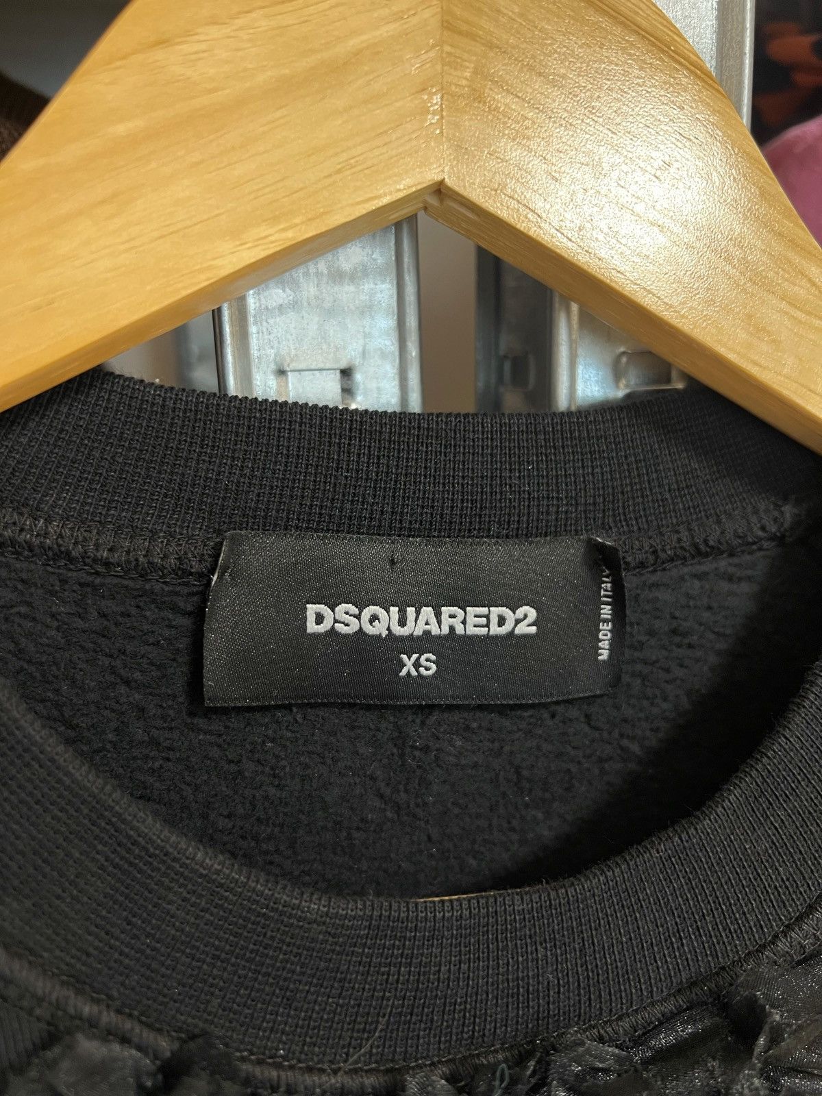 Dsquared2 Dsquared2 Cropped Sweatshirt Black Size XS Made In Italy Size XS / US 0-2 / IT 36-38 - 3 Thumbnail