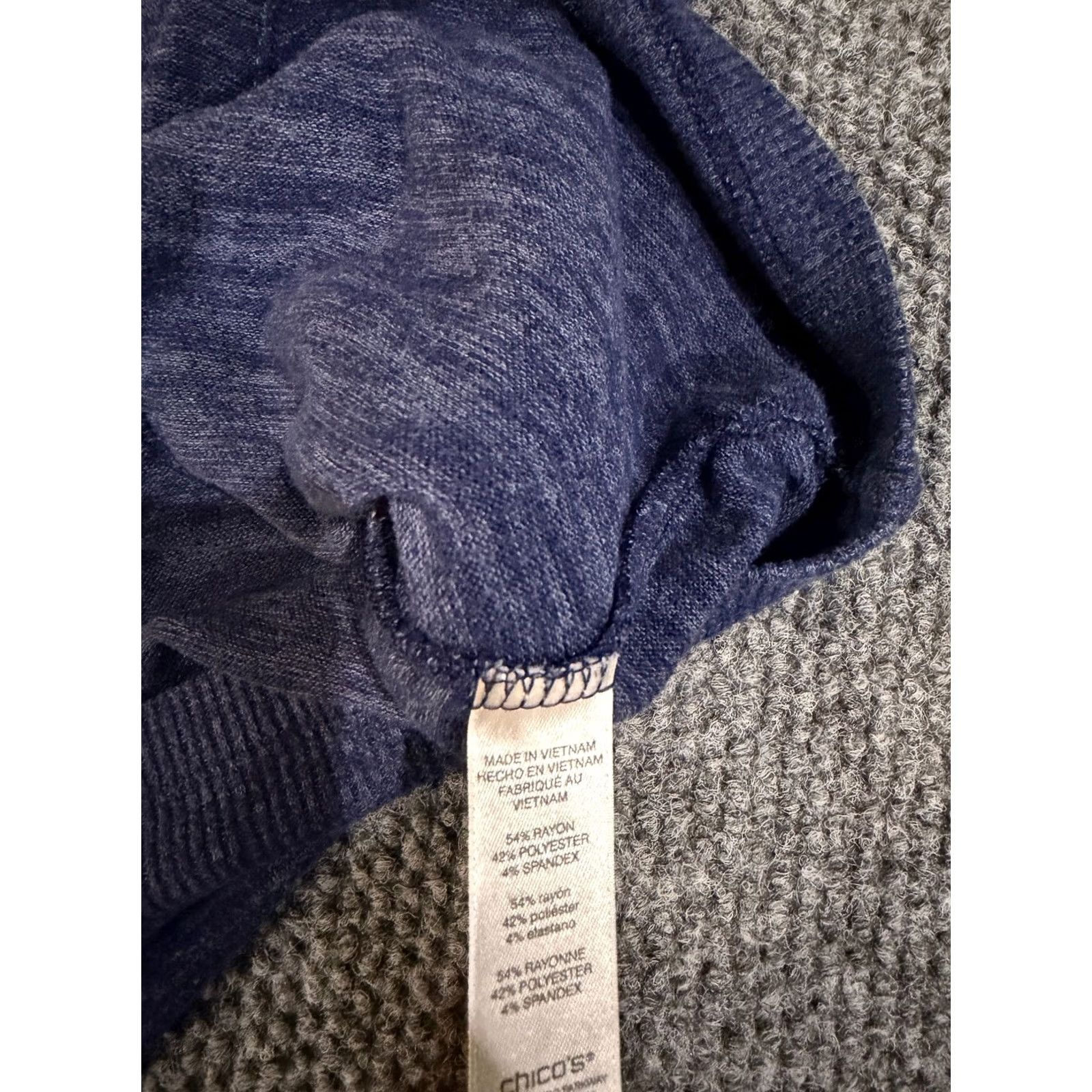 Vintage Chicos Sweater Womens 2 Blue Marled V Neck Lightweight Knit Top Pockets Knits Pullover Size XS / US 0-2 / IT 36-38 - 5 Thumbnail
