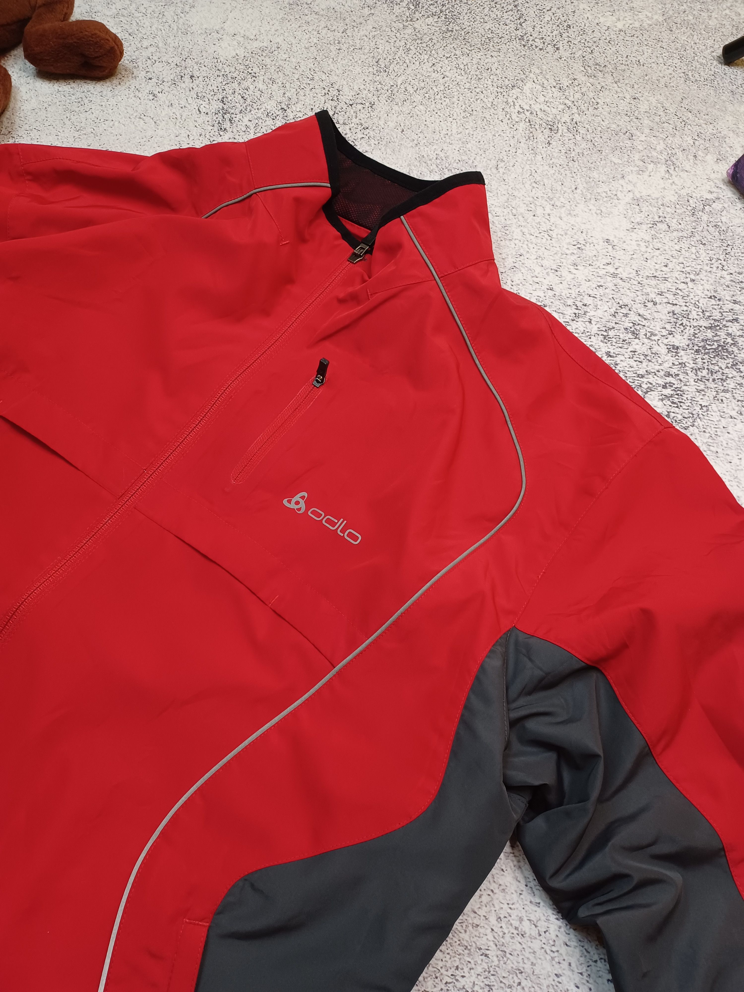 Odlo Vintage Odlo Windbreaker Jacket Size US XL / EU 56 / 4 - 4 Thumbnail
