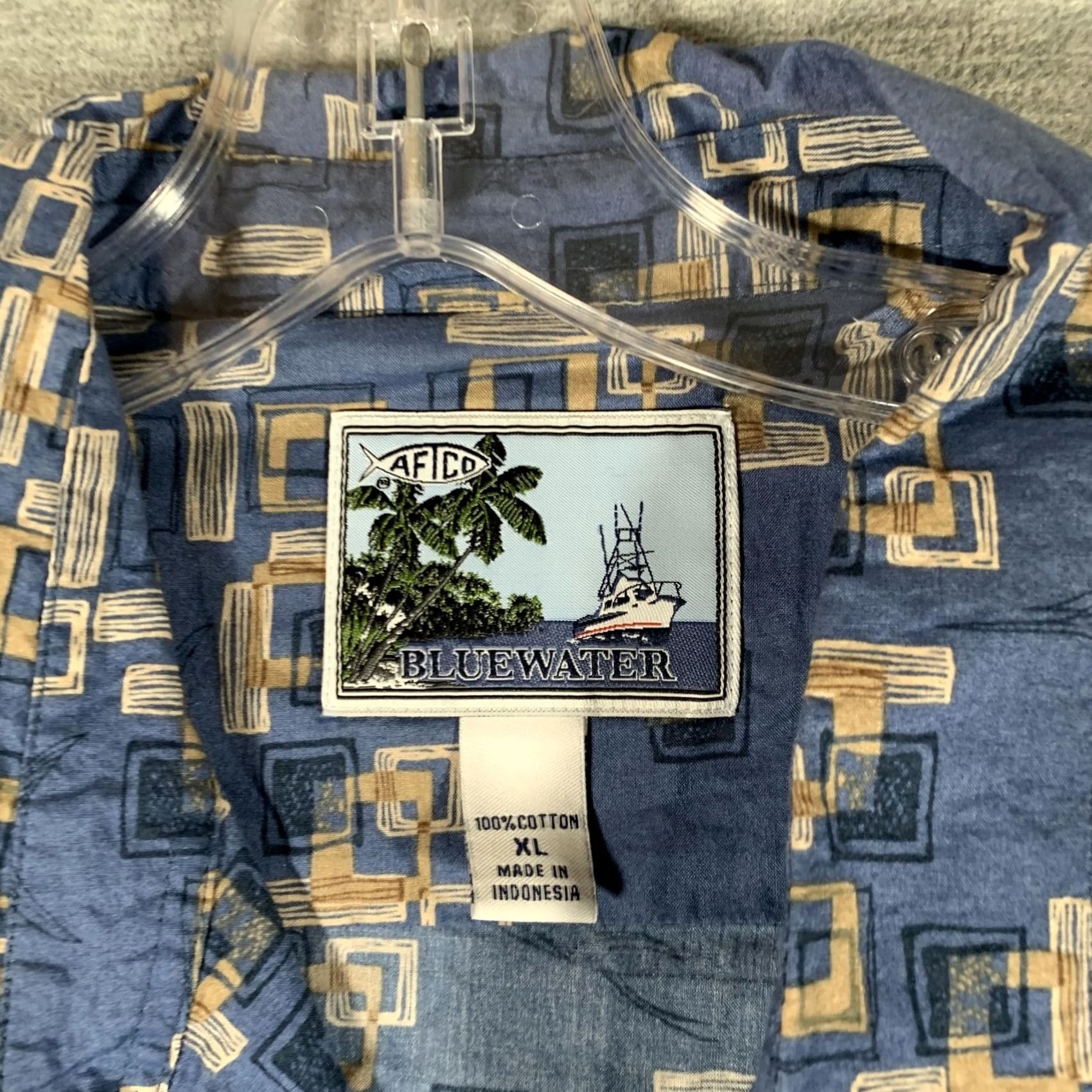 Vintage Bluewater Shirt XL Blue Geometric Fish Short Sleeve Button Front Cotton Mens Size US XL / EU 56 / 4 - 5 Thumbnail