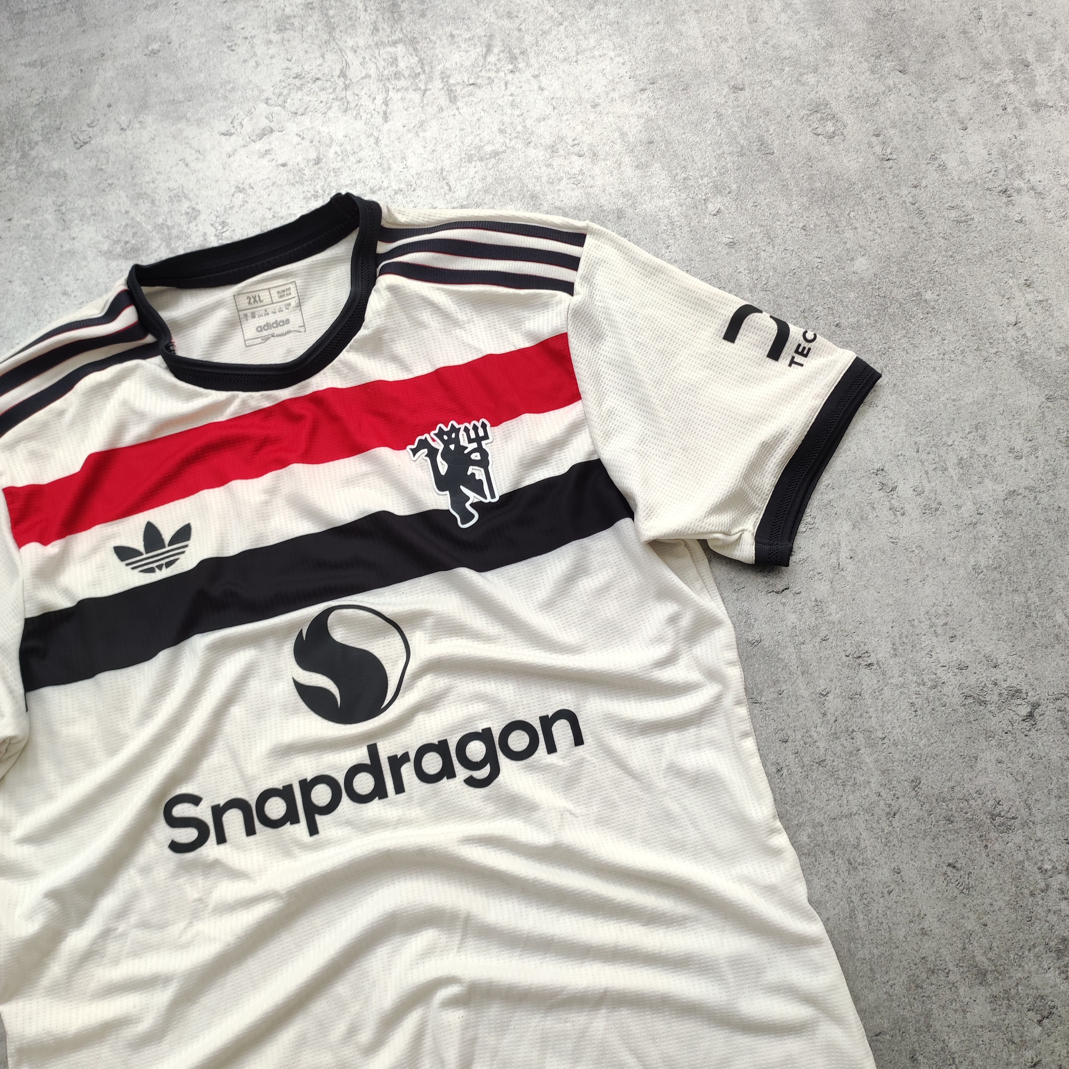 Adidas RARE 2024/25 Manchester United Archive 3th Adidas Jersey Size US XXL / EU 58 / 5 - 3 Thumbnail