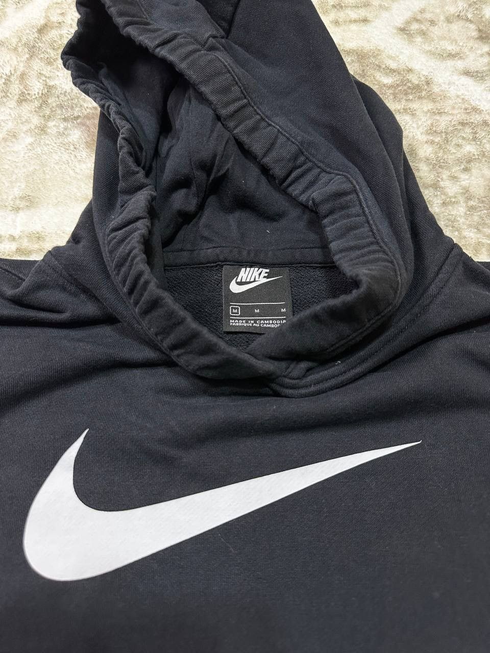 Nike Nike Black Swoosh Hoodie - Classic Streetwear Essential Size US M / EU 48-50 / 2 - 4 Thumbnail