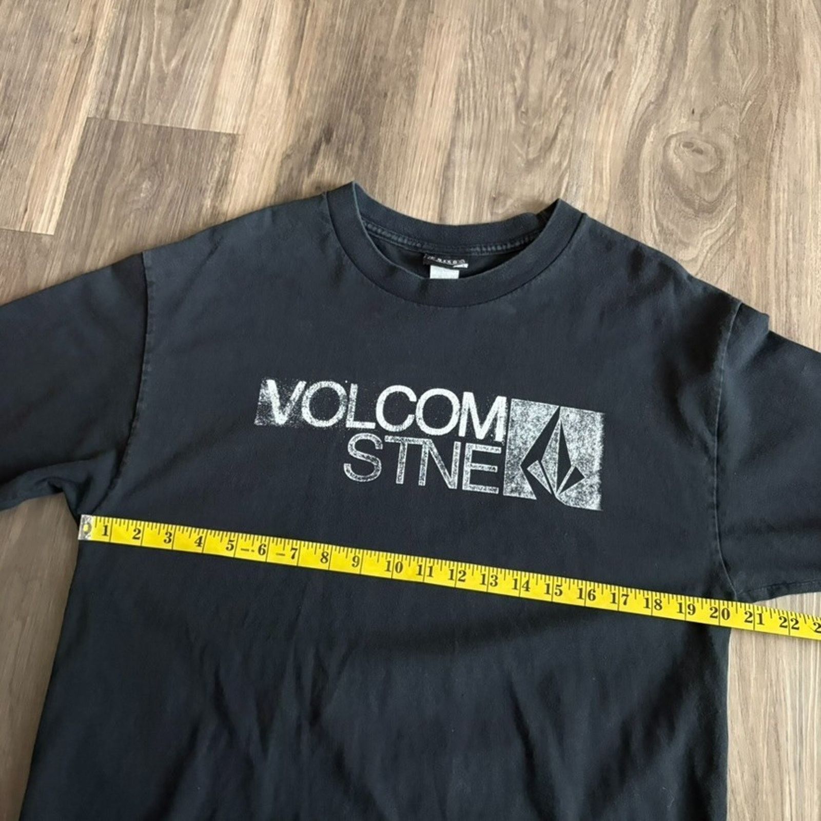 Vintage × Volcom Vintage Volcom Stone T-Shirt Men's Size L Black Surf Skate Size US L / EU 52-54 / 3 - 4 Thumbnail