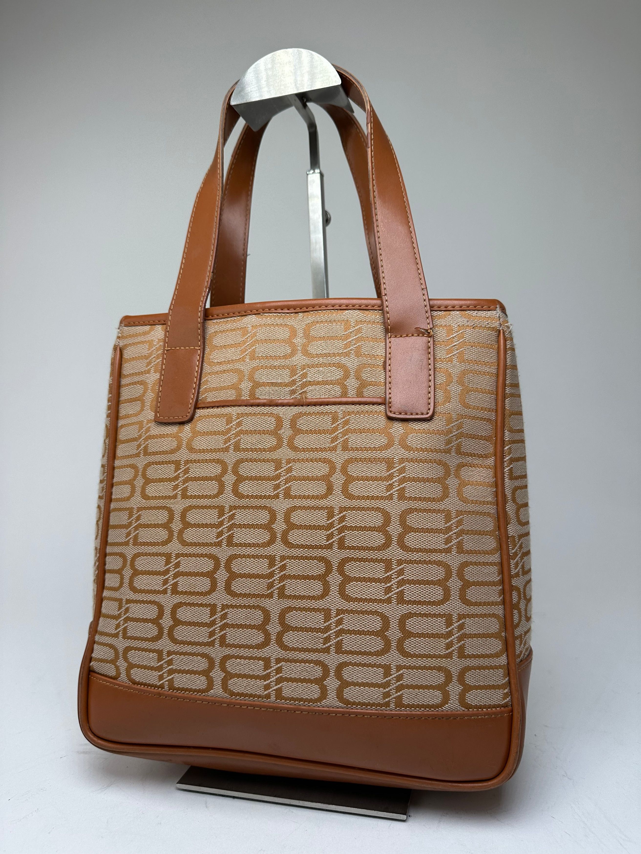 Balenciaga Vintage BB Monogram Handbag Beige Orange-Brown Size ONE SIZE - 1 Thumbnail