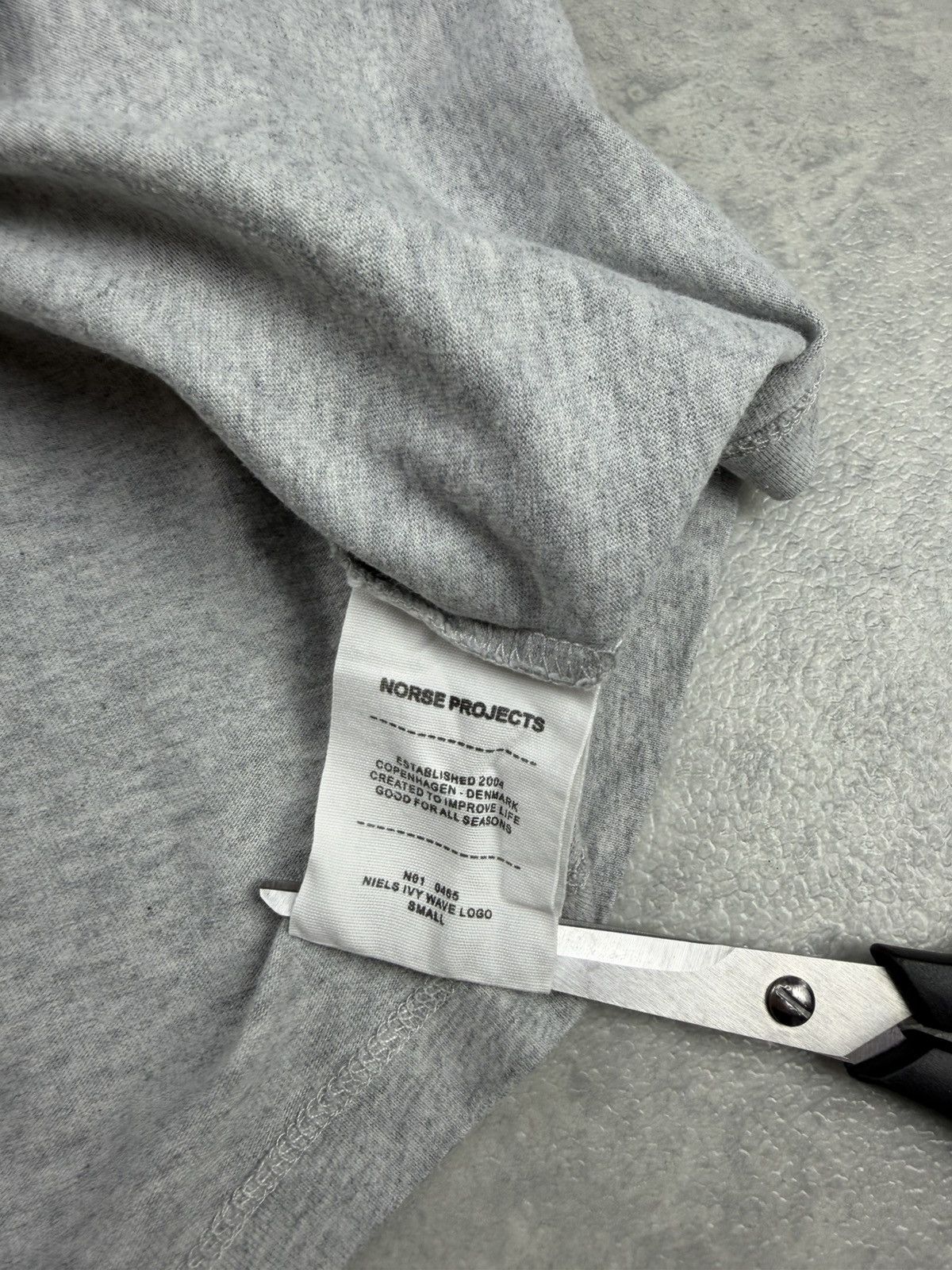 Norse Projects Norse Projects Niels Ivy Wave Logo Tee Grey Size S Size US S / EU 44-46 / 1 - 6 Thumbnail
