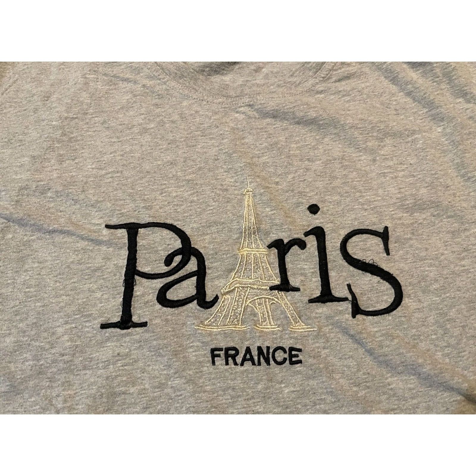 Vintage VINTAGE Lyda Paris France Eiffel Tower Travel Embroidered T-Shirt Adult L Gray Mens Size US L / EU 52-54 / 3 - 2 Thumbnail