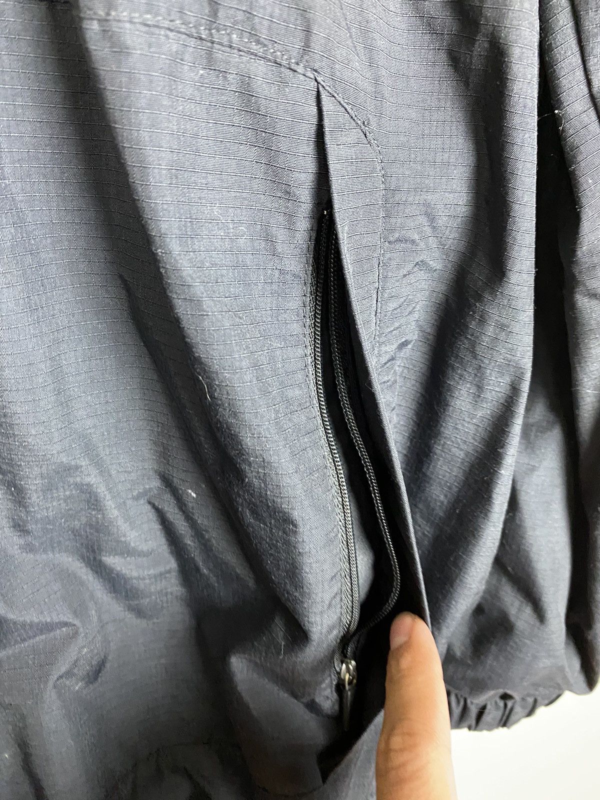Nike Vintage y2k Nike Wind Breaker Zip Up Light Jacket Navy Size US M / EU 48-50 / 2 - 7 Thumbnail