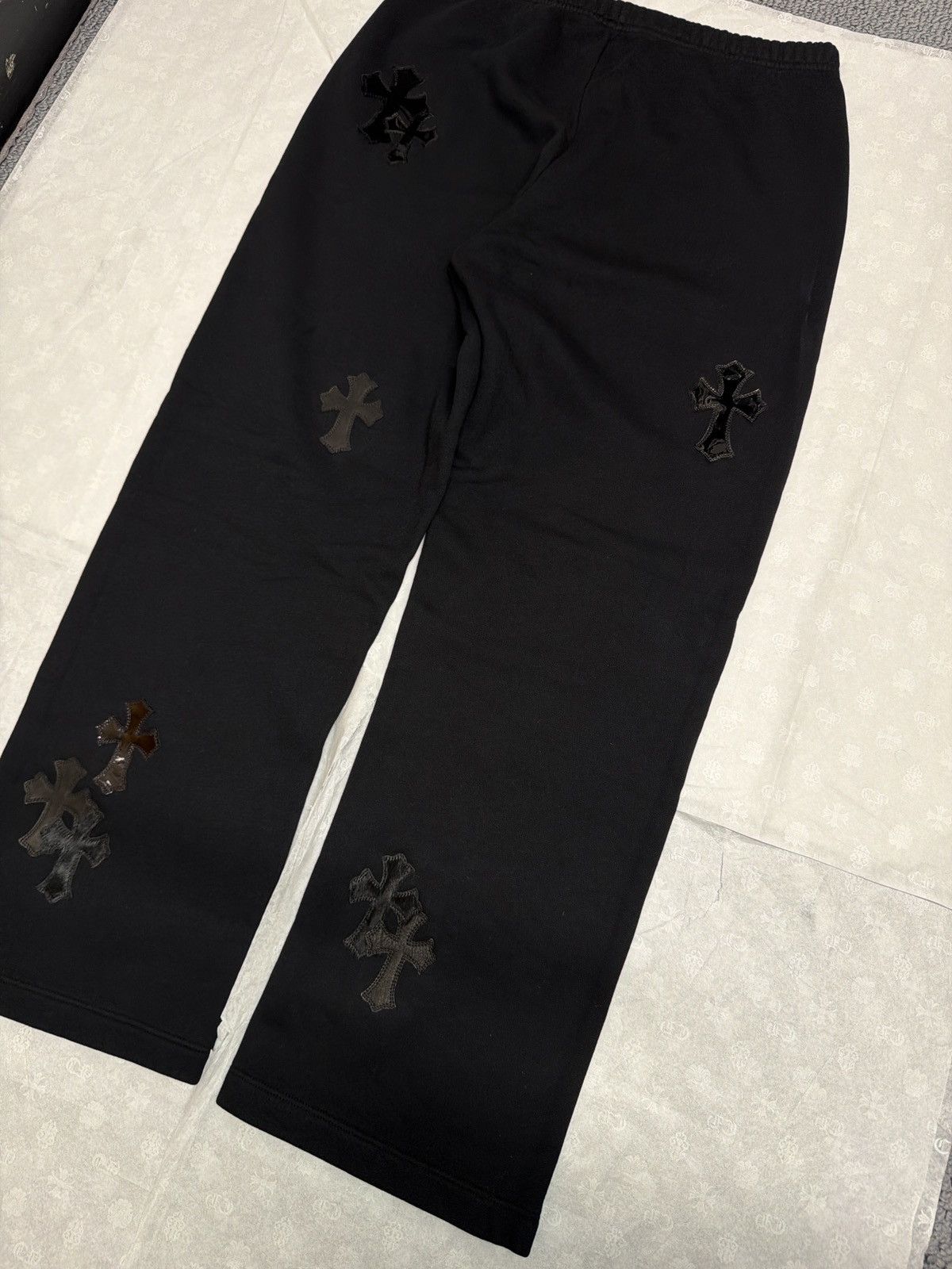Chrome Hearts Chrome Hearts Black Cross Patch Sweatpants Size Large Size US 34 / EU 50 - 5 Thumbnail