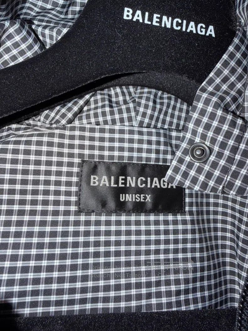 Balenciaga Balenciaga Plaid Monogrammed Zip-up Hooded Pocket Long Sle Size US M / EU 48-50 / 2 - 3 Thumbnail