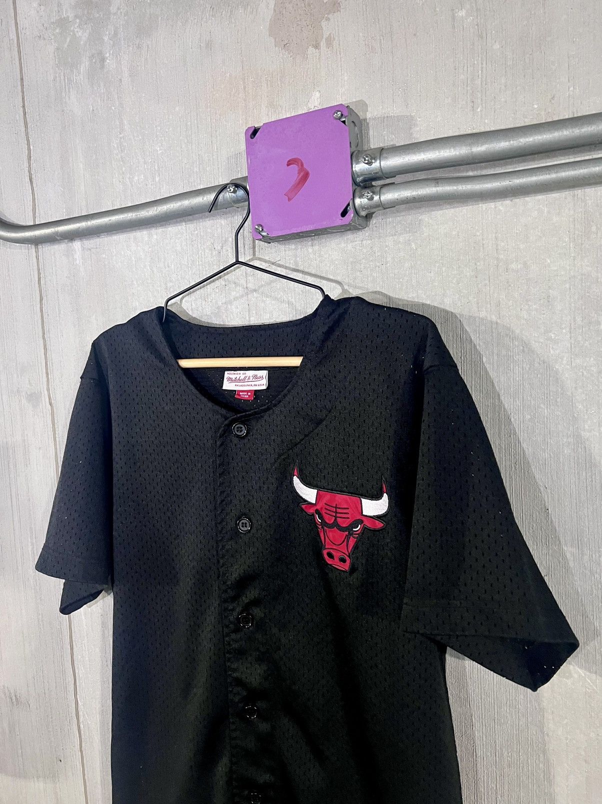 Mitchell & Ness Mitchell & Ness Chicago Bulls Mesh Button Jersey (Size M) Size US M / EU 48-50 / 2 - 2 Thumbnail