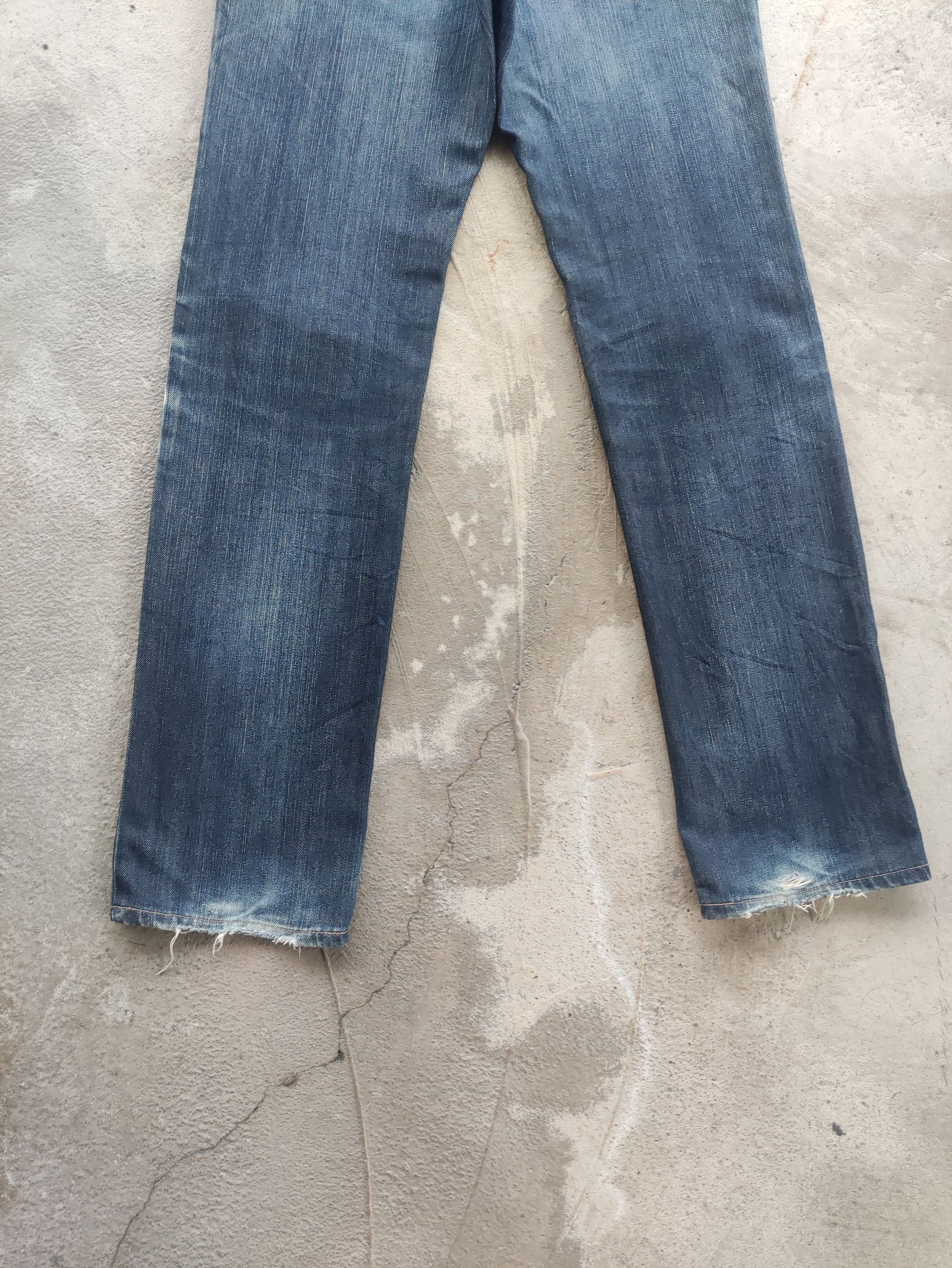 Edwin Vintage Edwin 403 Japan Jean Distressed Faded Denim Size US 32 / EU 48 - 11 Thumbnail