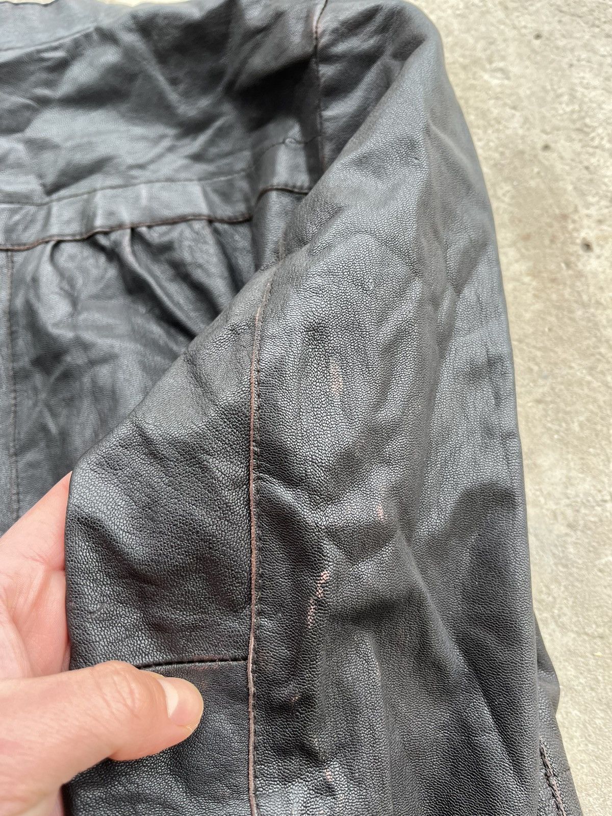 Allsaints × Japanese Brand Vintage Allsaints Avant Garde Japanese Faded Leather Jacket Size XS / US 0-2 / IT 36-38 - 25 Thumbnail