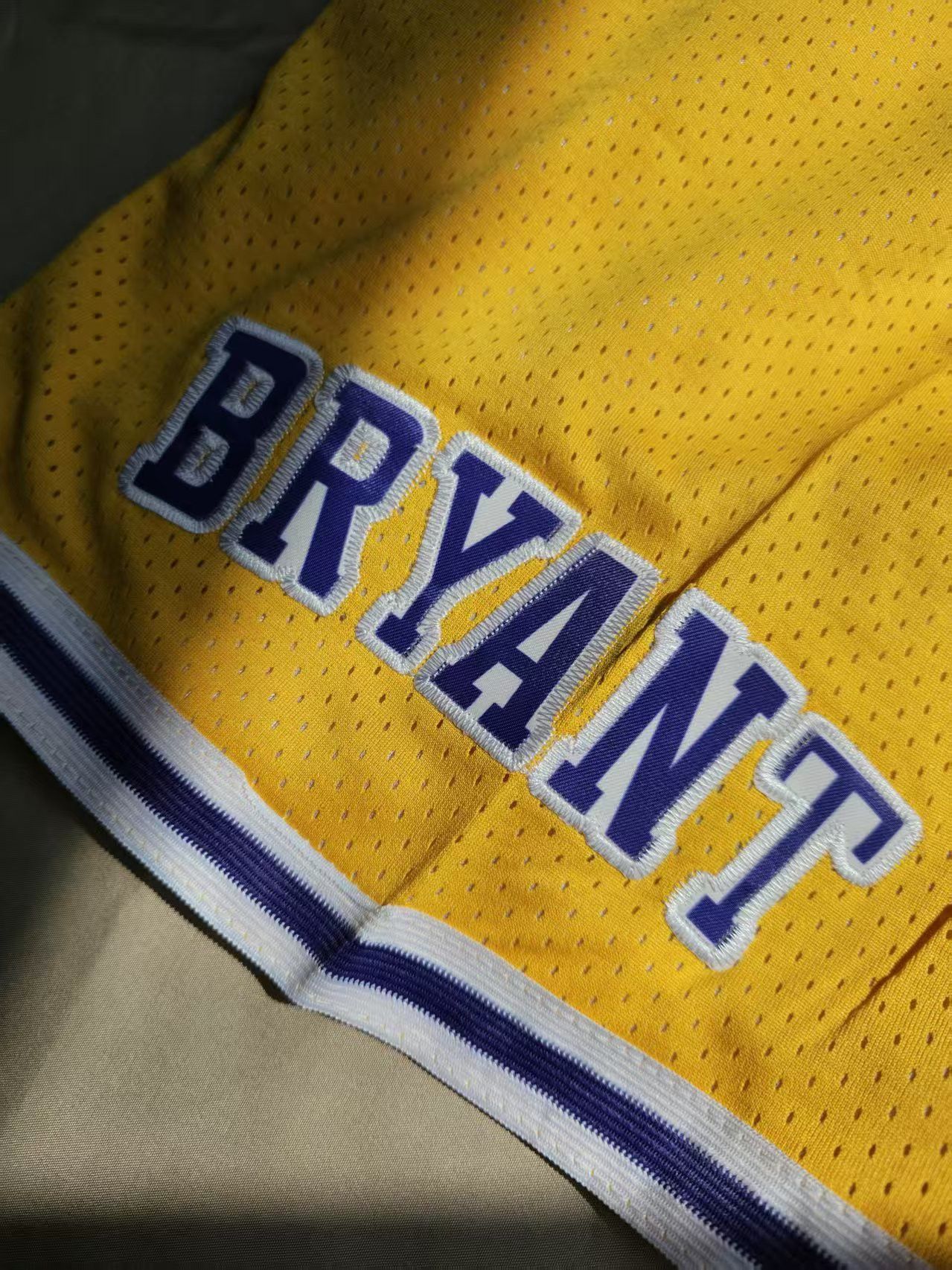 NBA Laker Short Pocket 24 Kobe Bryant Short XXL Size US 38 / EU 54 - 4 Thumbnail