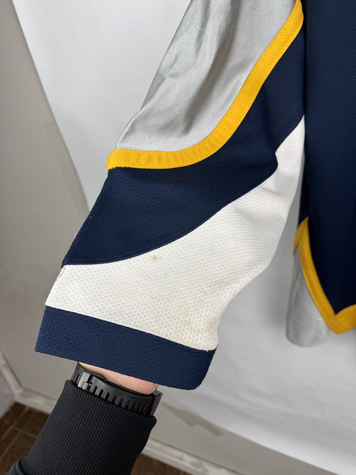 Starter 🇺🇸 Vintage 90s Starter Nashville Predators NHL Hockey Jersey Size US S / EU 44-46 / 1 - 14 Thumbnail