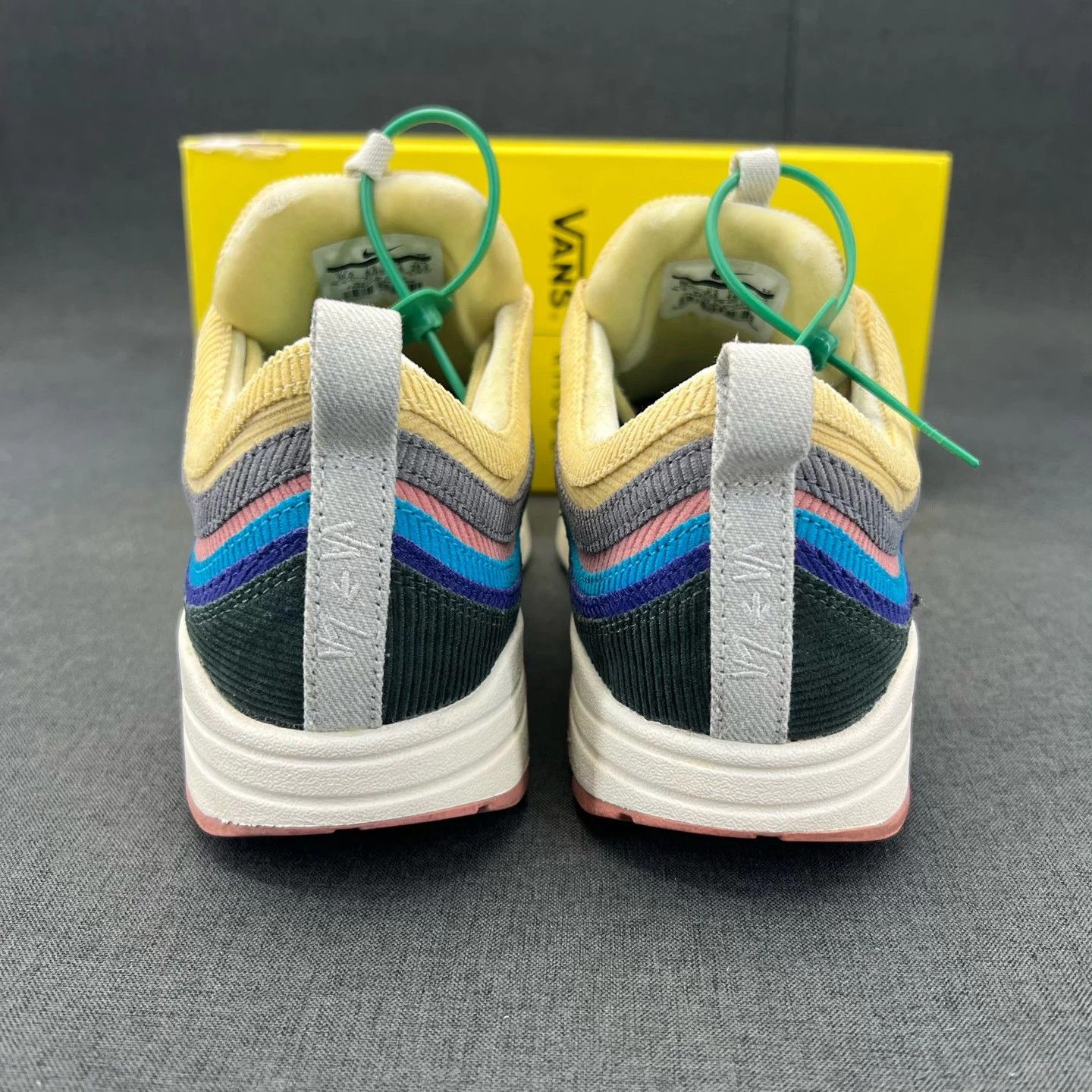 Nike max97 corduroy pants 44.5 new dbk orig box & accs Size US 11.5 / EU 44-45 - 5 Thumbnail