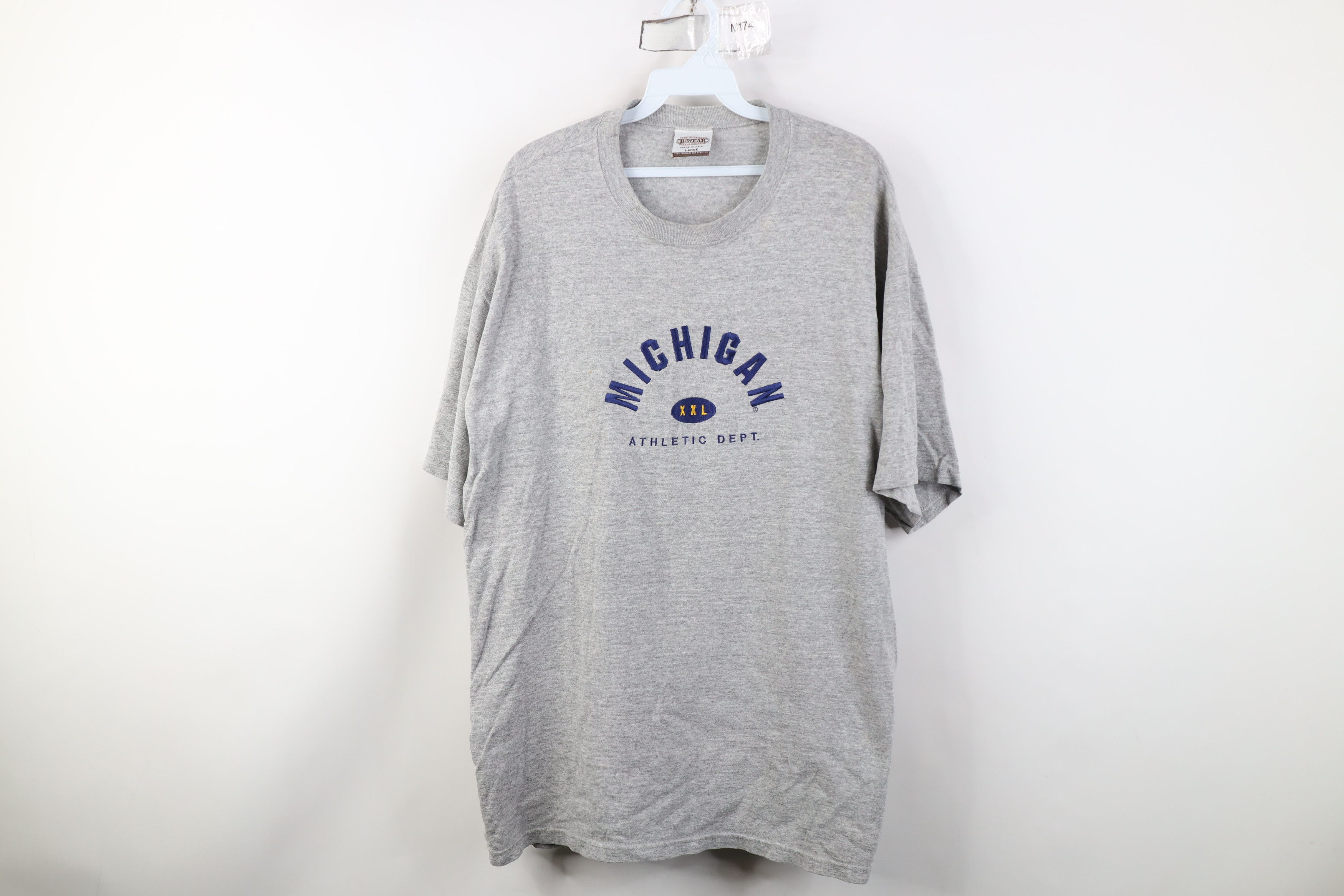 Vintage Vintage 90s University of Michigan Athletic T-Shirt Size US L / EU 52-54 / 3 - 1 Thumbnail